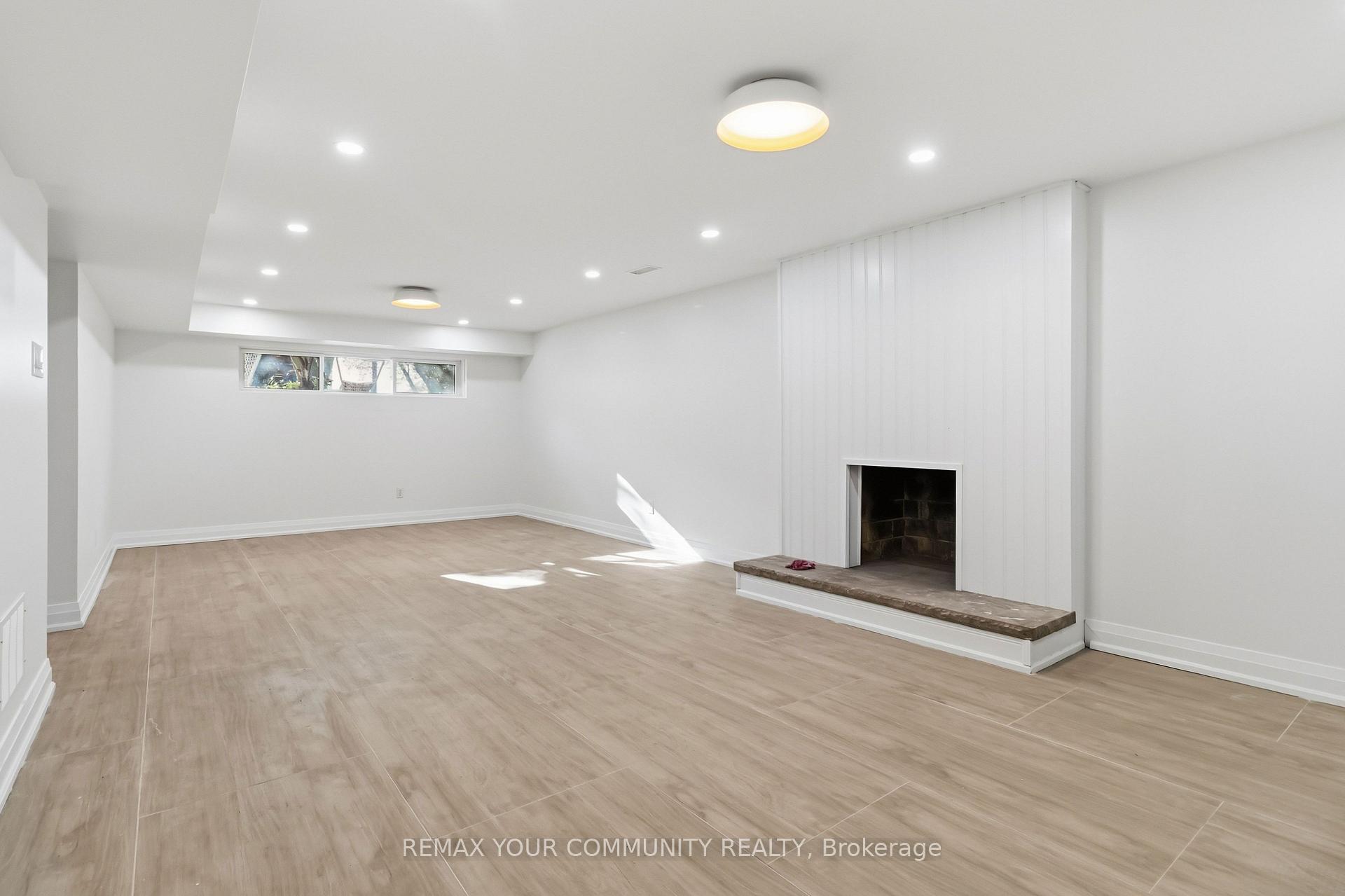 Photo 33 of 2063 Waters Edge Drive, Oakville, Bronte — HOMEH