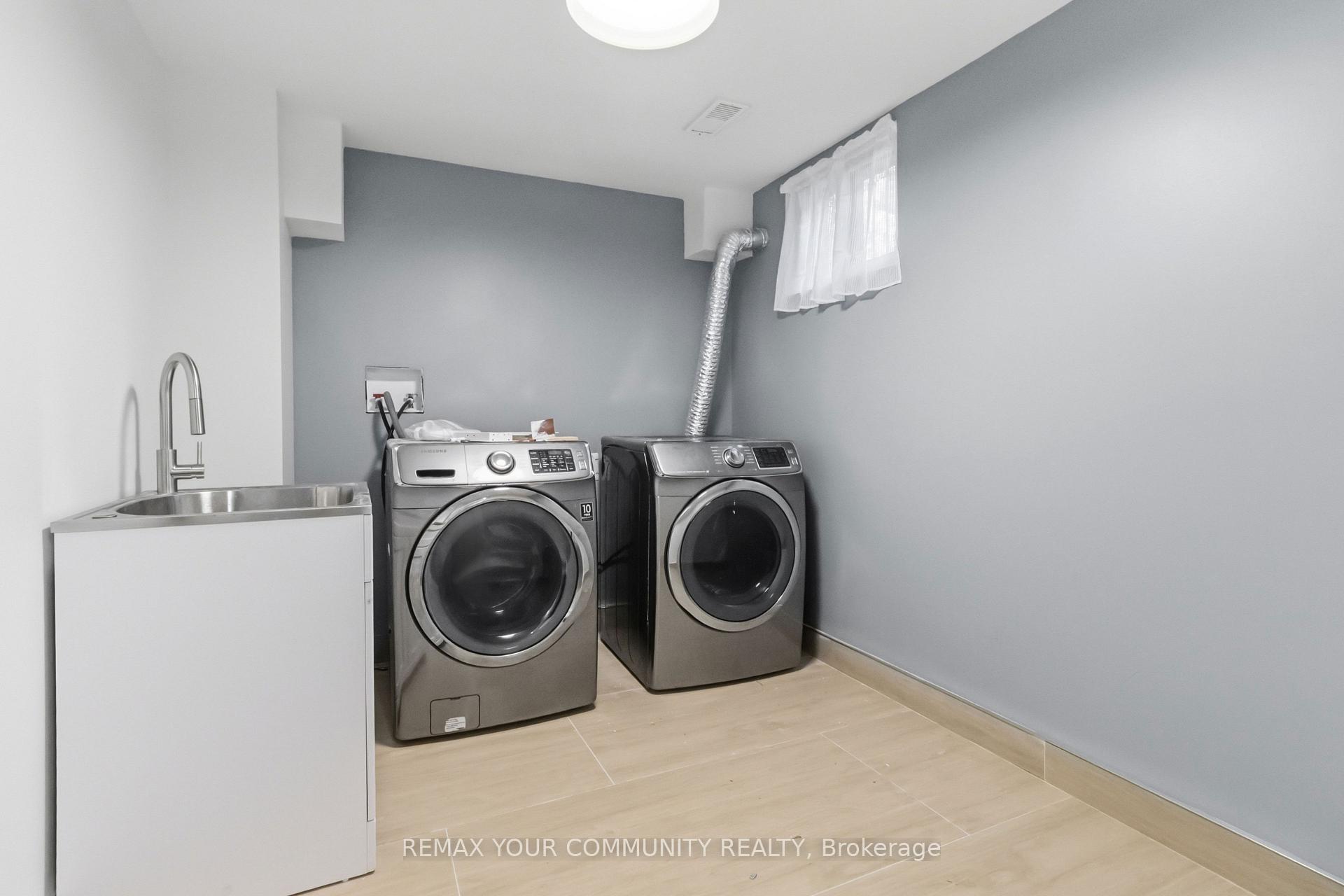 Photo 35 of 2063 Waters Edge Drive, Oakville, Bronte — HOMEH
