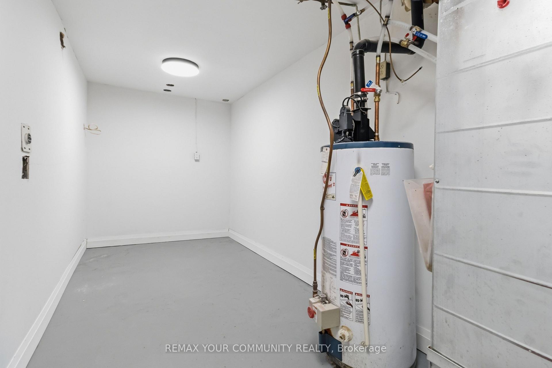 Photo 36 of 2063 Waters Edge Drive, Oakville, Bronte — HOMEH