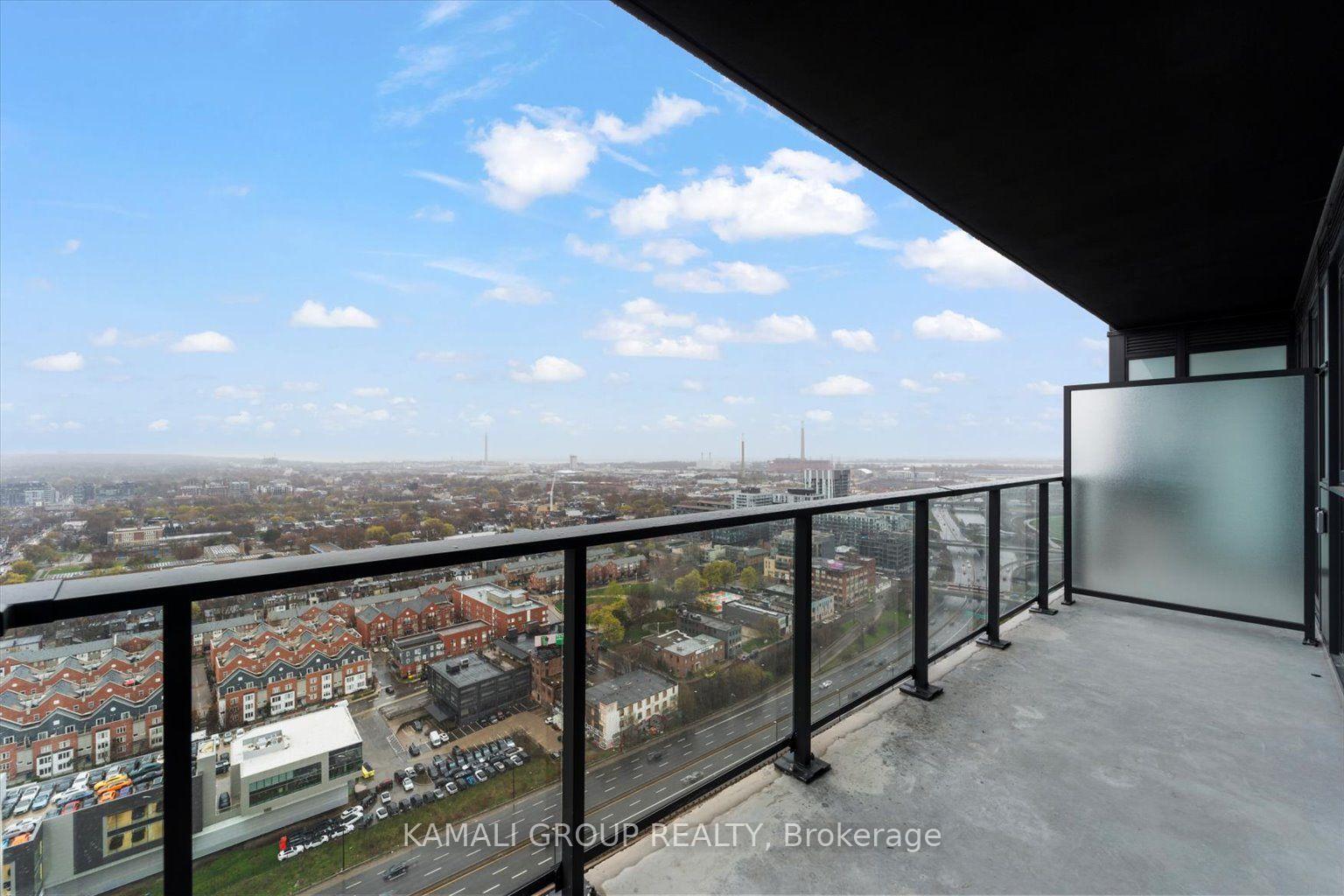 Photo 3 of Unit 2713, 5 Defries Street, Toronto, Regent Park — HOMEH