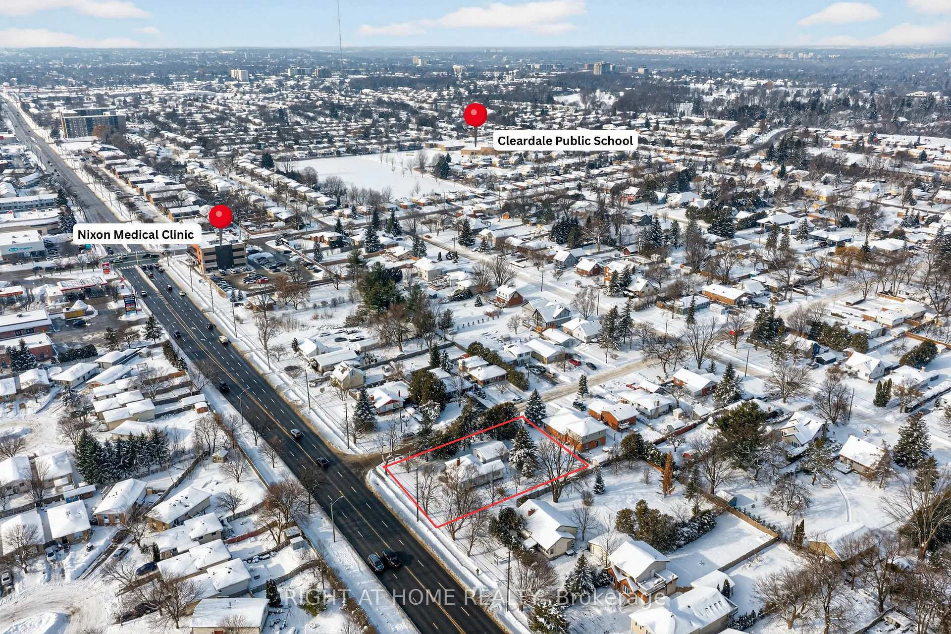 Photo 9 of 566 Southdale Road E, London, South R — HOMEH