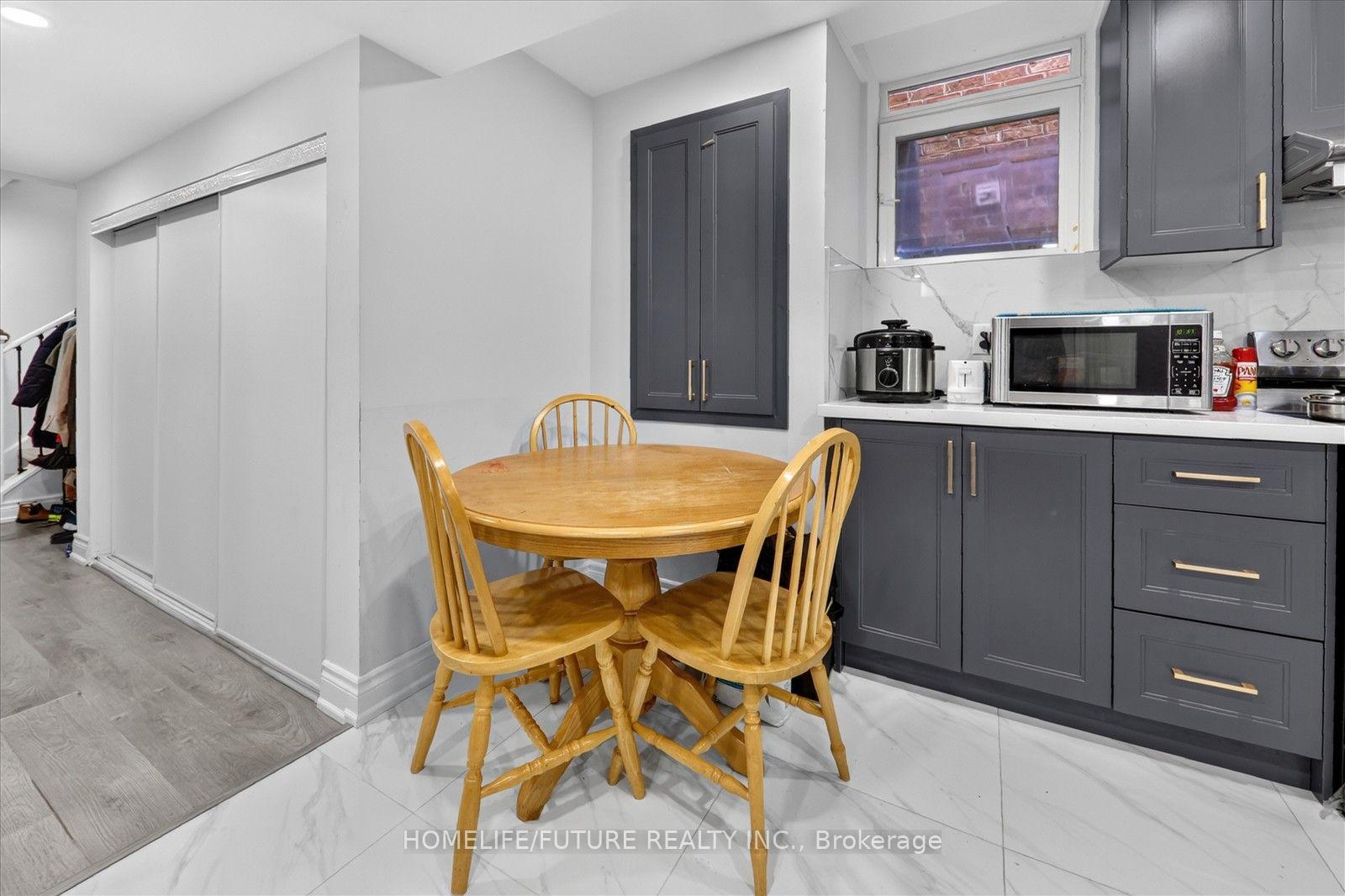 Photo 6 of Unit Bsmt, 1191 Enchanted Crescent, Pickering, Rural Pickering — HOMEH