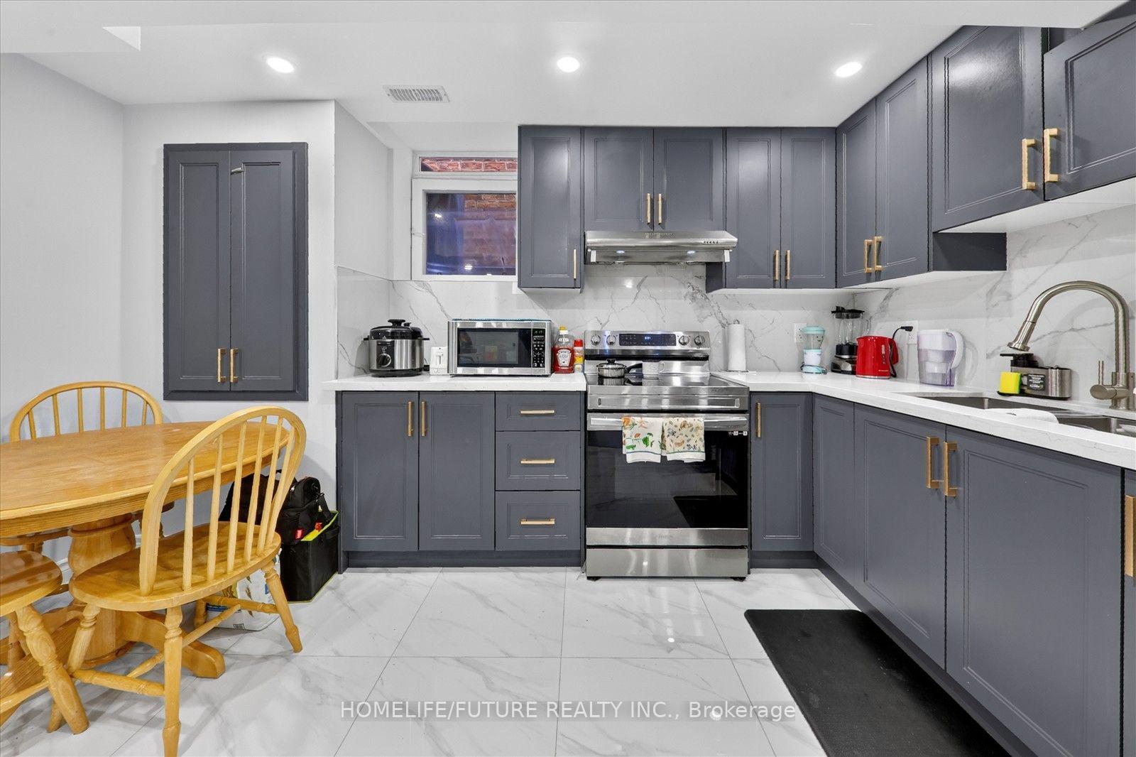 Photo 7 of Unit Bsmt, 1191 Enchanted Crescent, Pickering, Rural Pickering — HOMEH