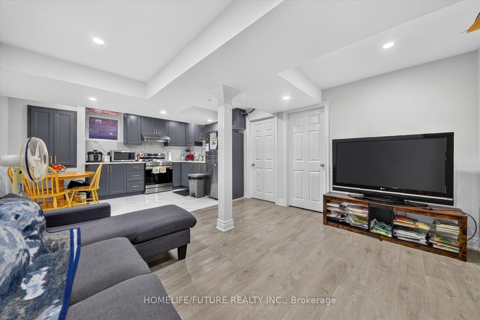 Photo 13 of Unit Bsmt, 1191 Enchanted Crescent, Pickering, Rural Pickering — HOMEH