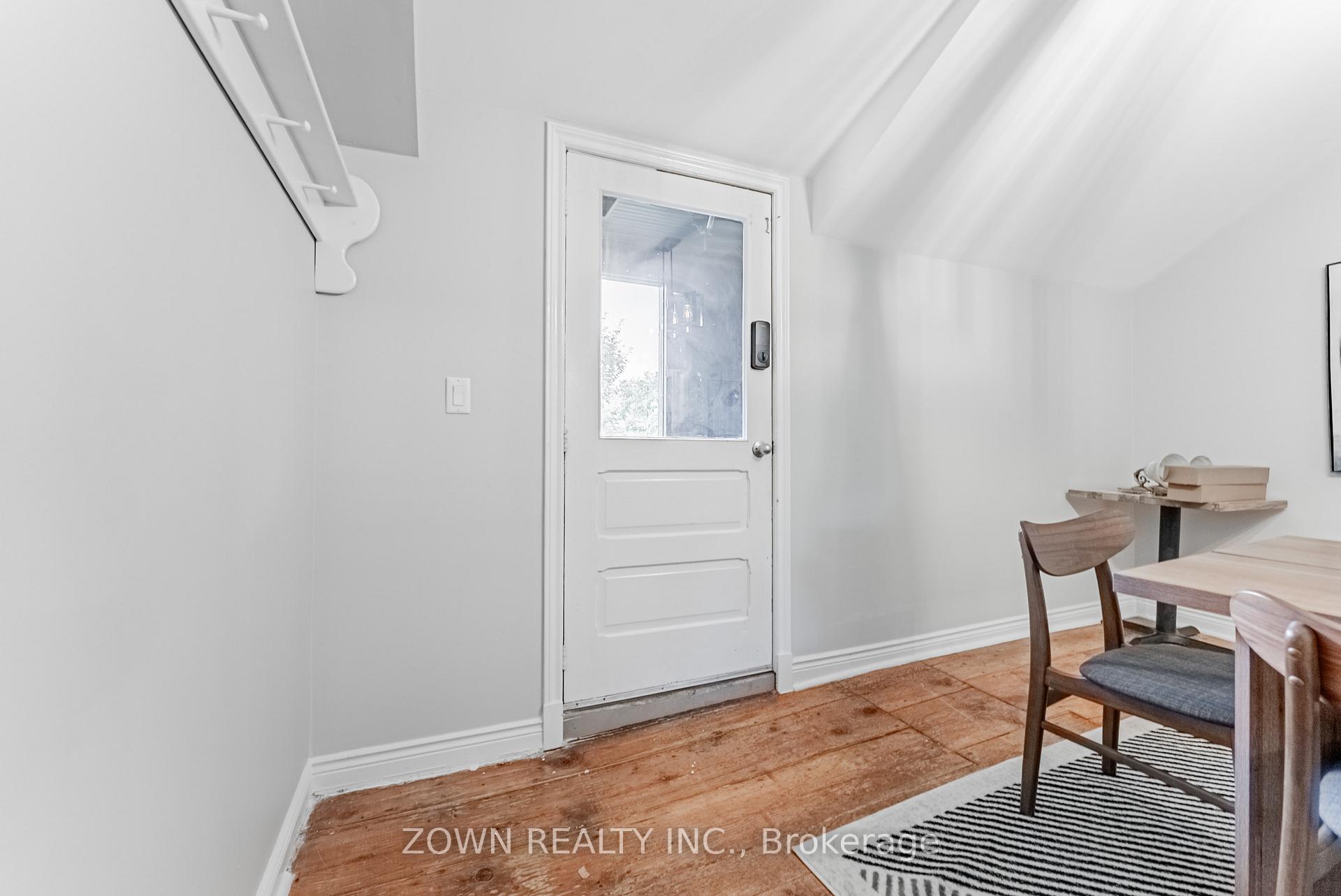Photo 4 of Unit Upper, 17277 Old Main Street, Caledon, Rural Caledon — HOMEH