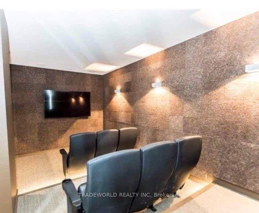 Photo 10 of Unit 706, 75 St Nicholas Street, Toronto, Bay Street Corridor — HOMEH