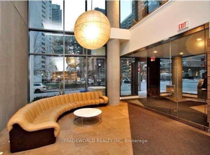 Photo 14 of Unit 706, 75 St Nicholas Street, Toronto, Bay Street Corridor — HOMEH