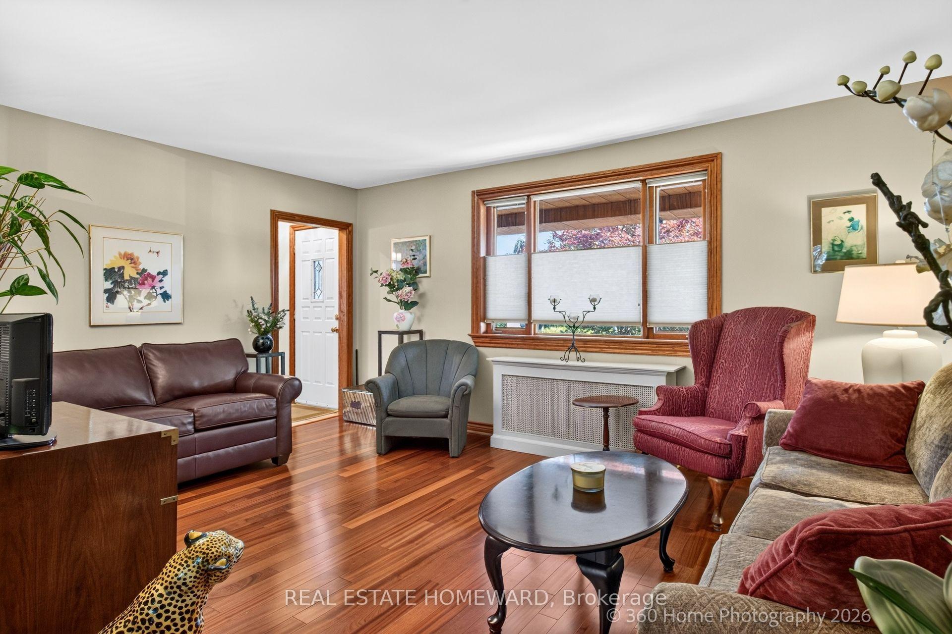 Photo 3 of 62 Clonmore Drive, Scarborough, Birchcliffe-Cliffside — HOMEH