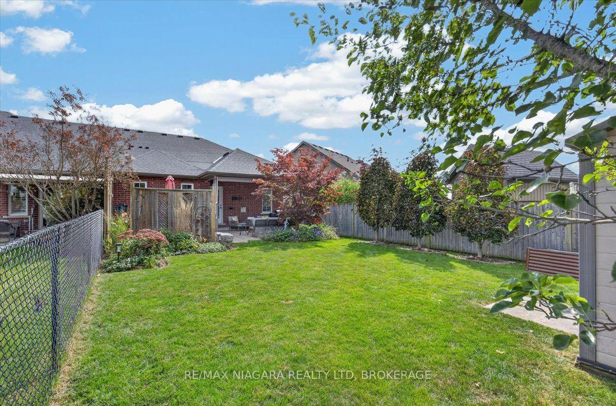 Photo 10 of 48 Falcon Drive, Welland, Coyle Creek — HOMEH
