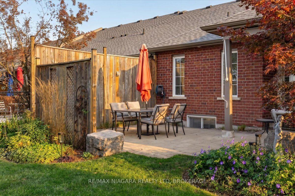Photo 11 of 48 Falcon Drive, Welland, Coyle Creek — HOMEH