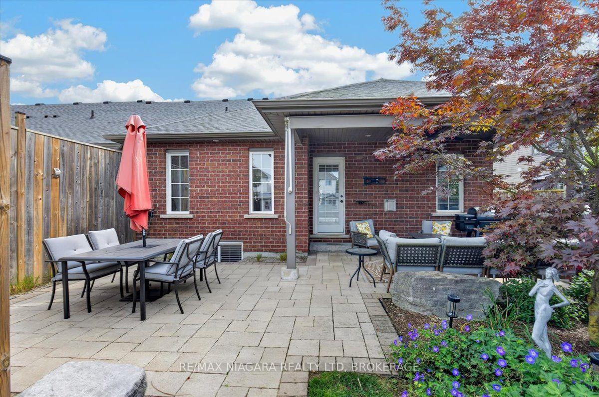 Photo 13 of 48 Falcon Drive, Welland, Coyle Creek — HOMEH