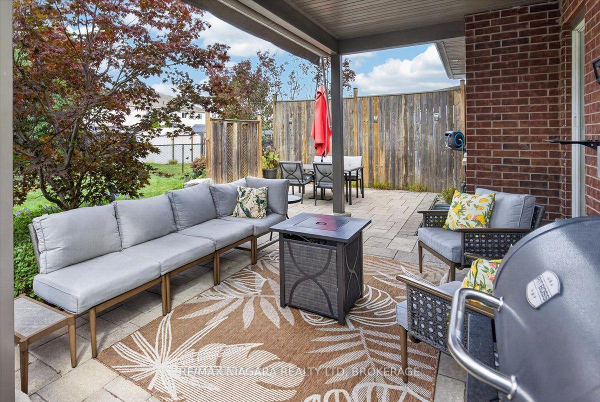 Photo 15 of 48 Falcon Drive, Welland, Coyle Creek — HOMEH