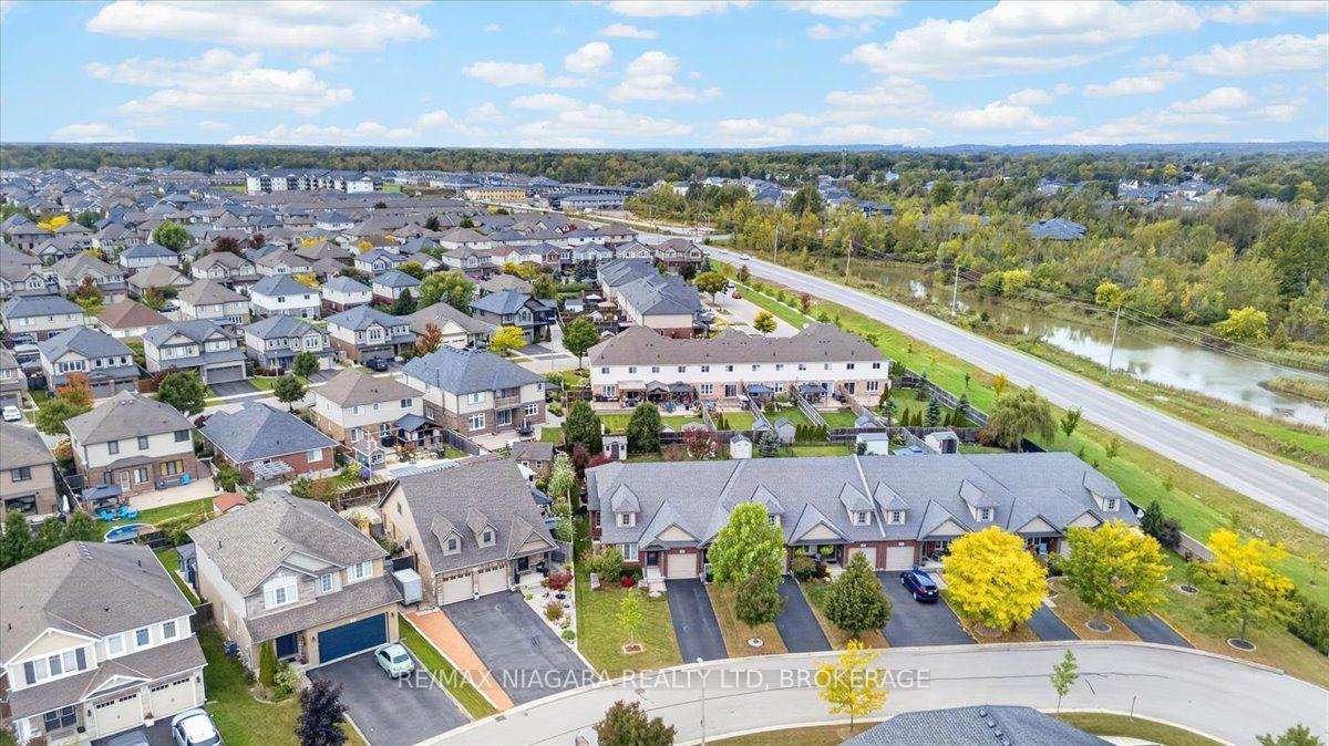 Photo 17 of 48 Falcon Drive, Welland, Coyle Creek — HOMEH