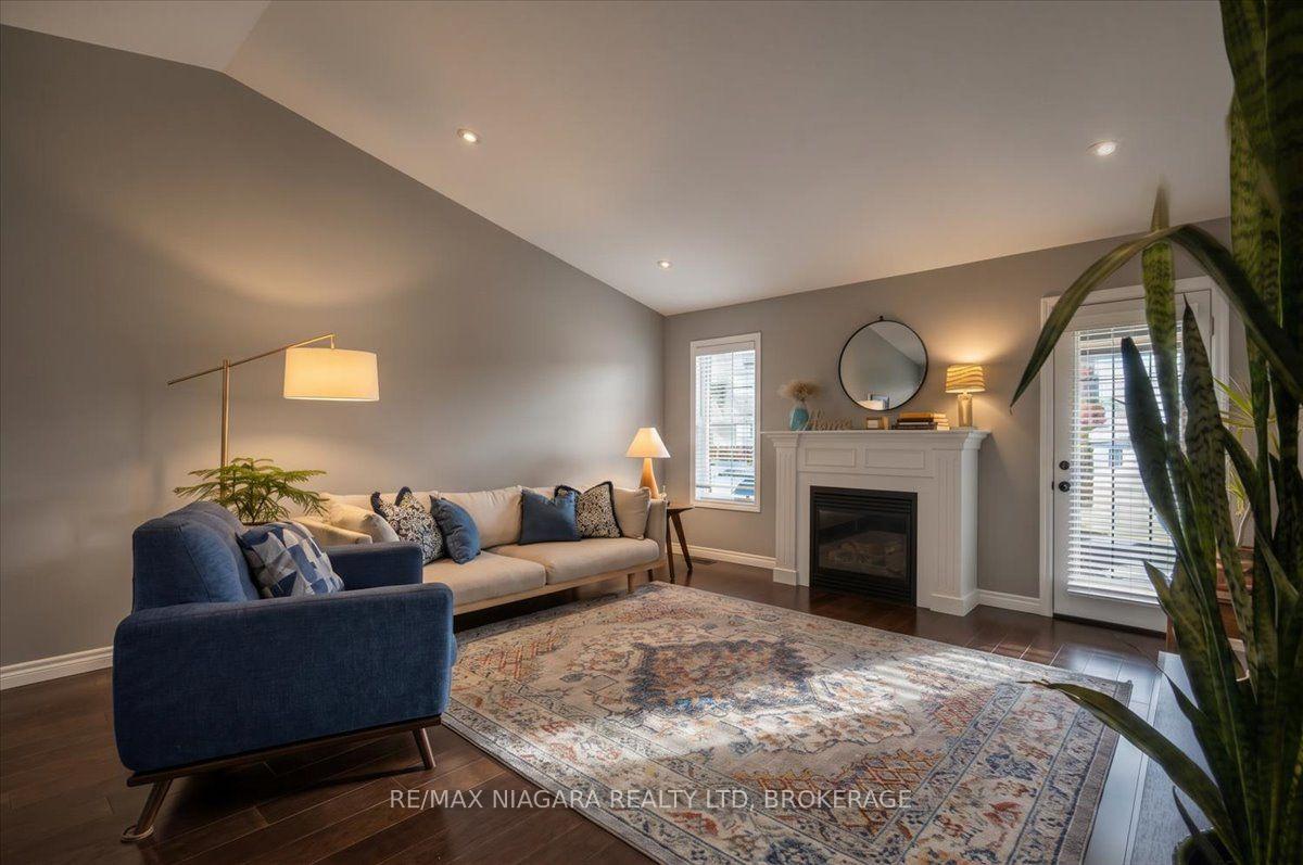 Photo 26 of 48 Falcon Drive, Welland, Coyle Creek — HOMEH