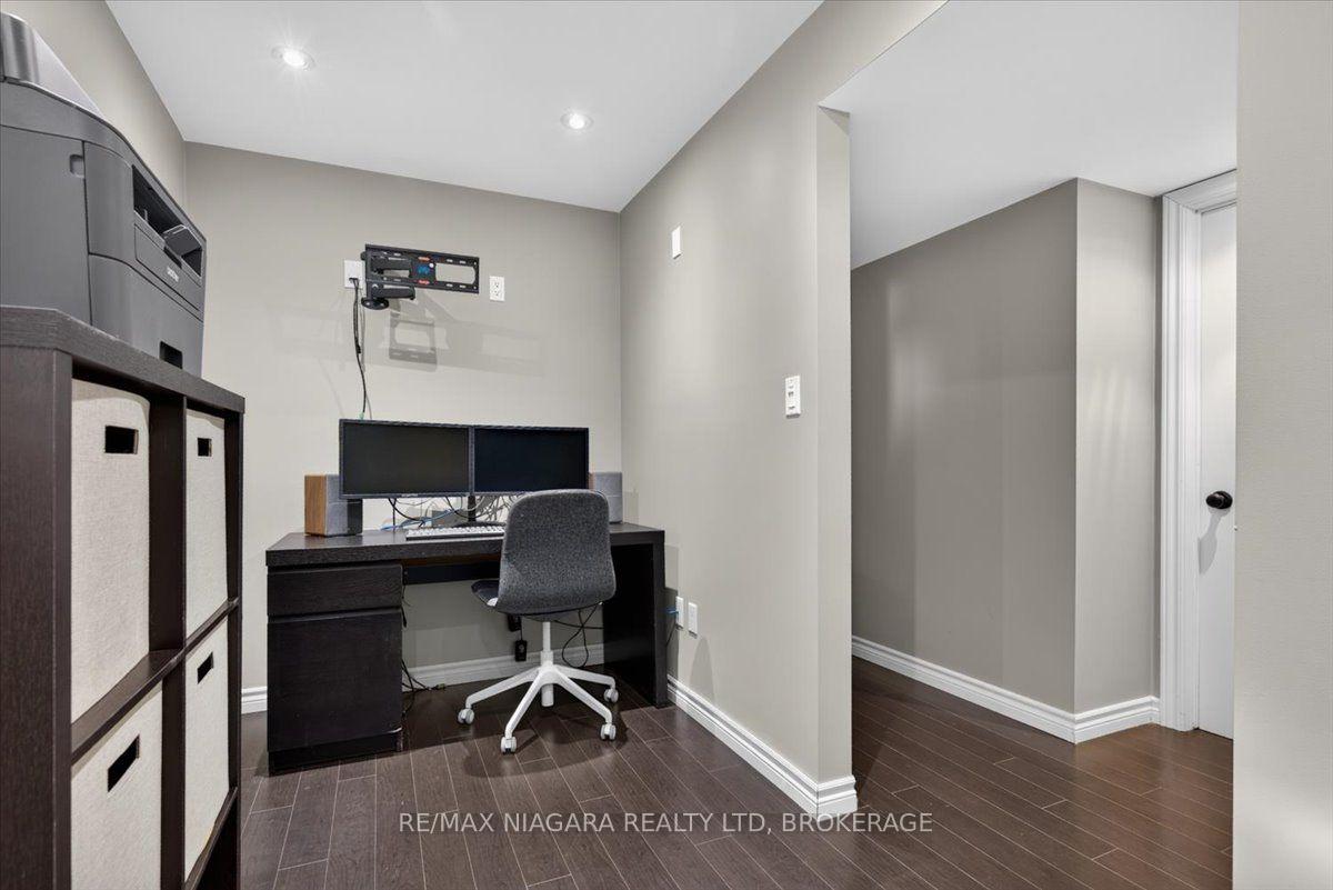 Photo 45 of 48 Falcon Drive, Welland, Coyle Creek — HOMEH