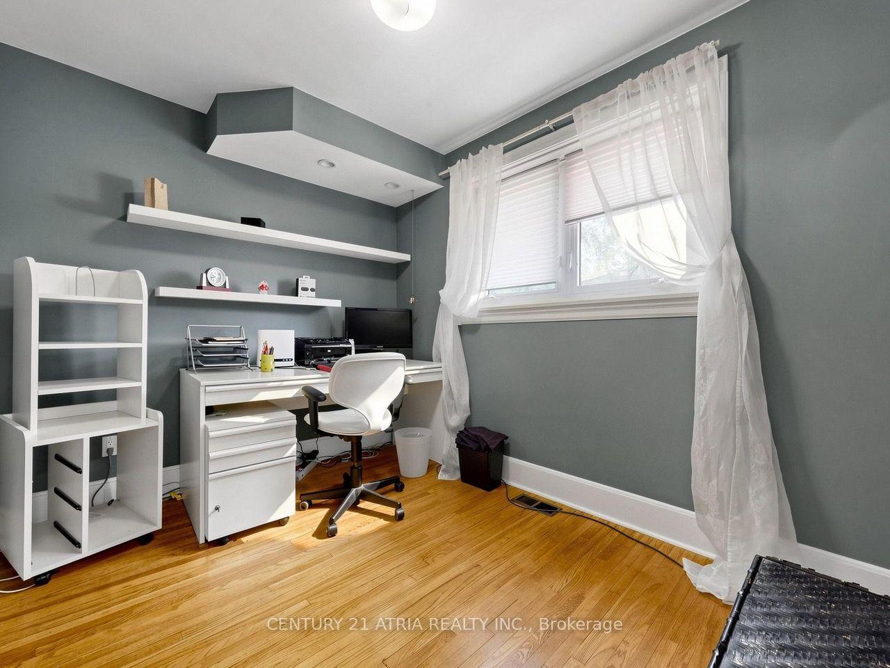 Photo 20 of 22 Jeffton Crescent, Scarborough, Woburn — HOMEH