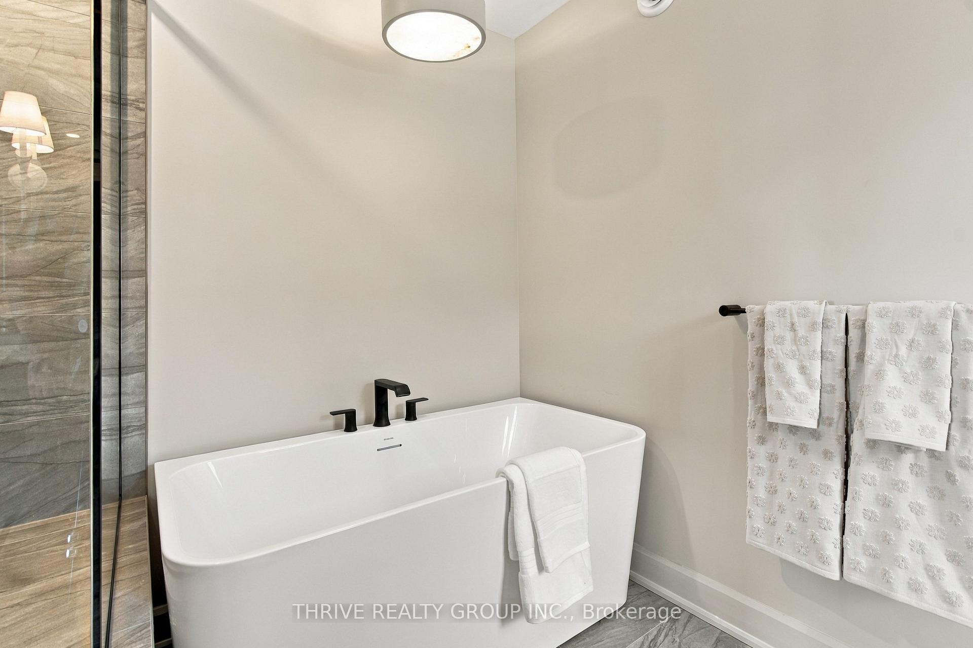 Photo 35 of 55 Aspen Circle, Thames Centre, Thorndale — HOMEH
