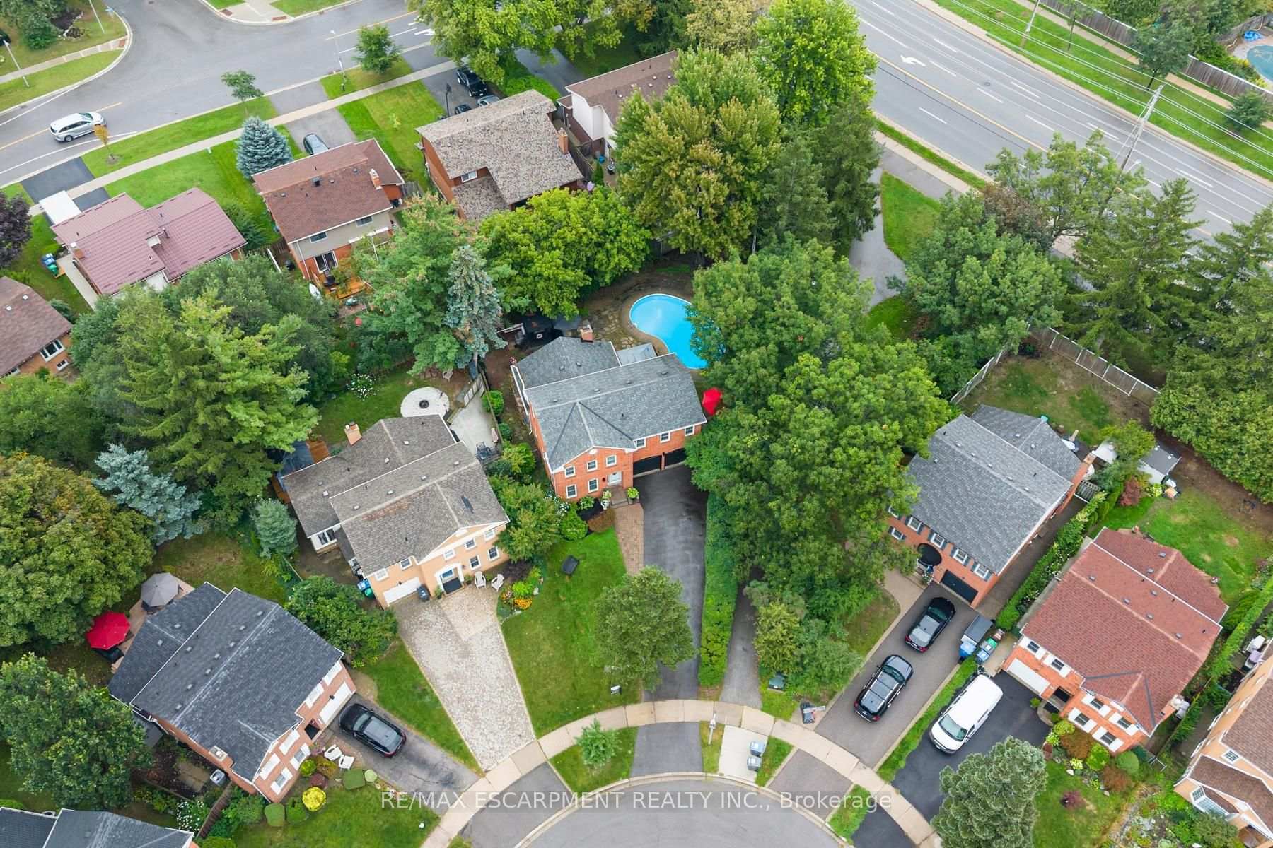 Photo 3 of 2760 Cathian Court, Mississauga, Erin Mills — HOMEH