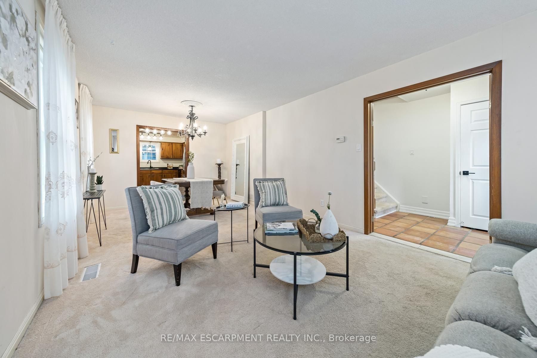 Photo 10 of 2760 Cathian Court, Mississauga, Erin Mills — HOMEH