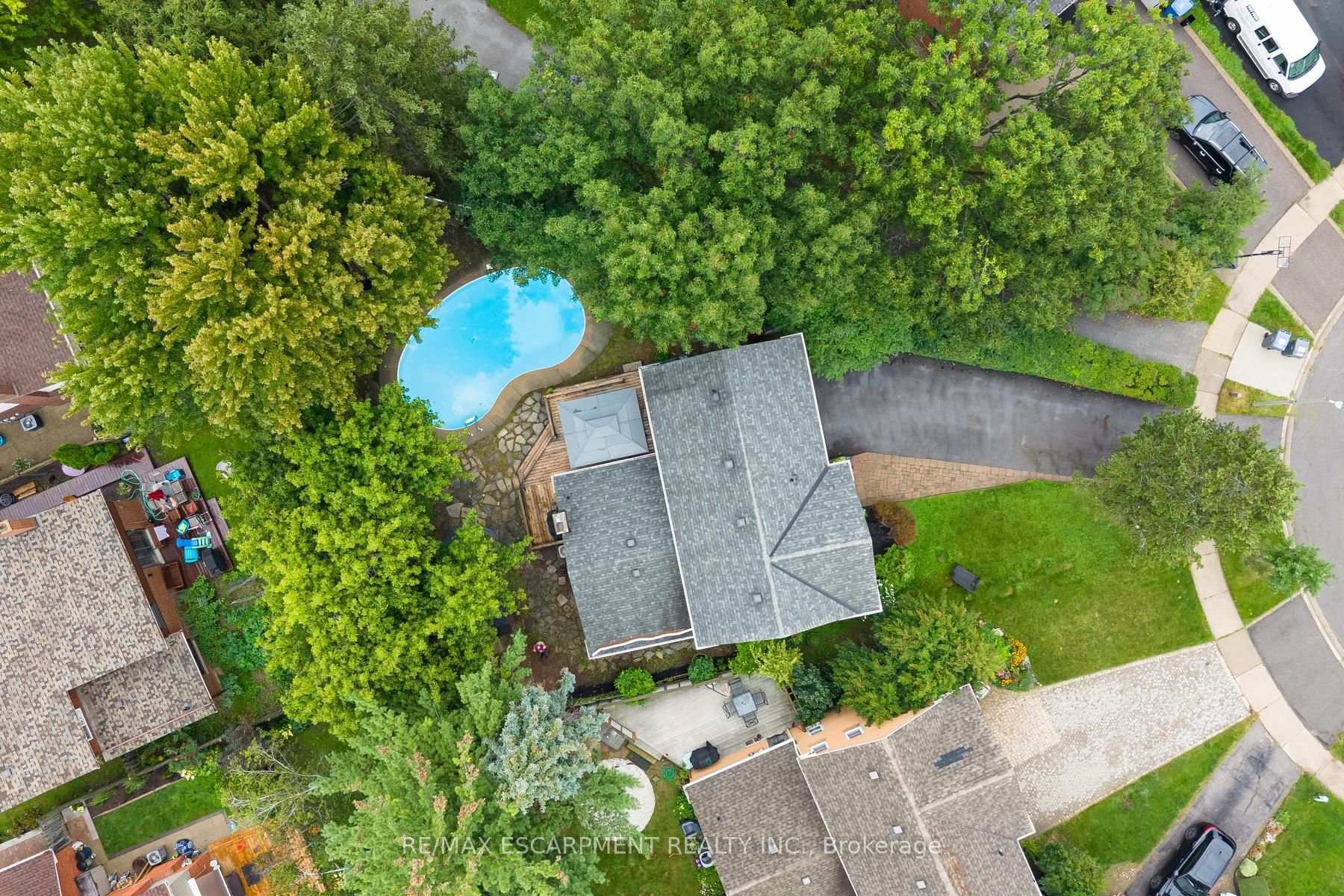 Photo 36 of 2760 Cathian Court, Mississauga, Erin Mills — HOMEH