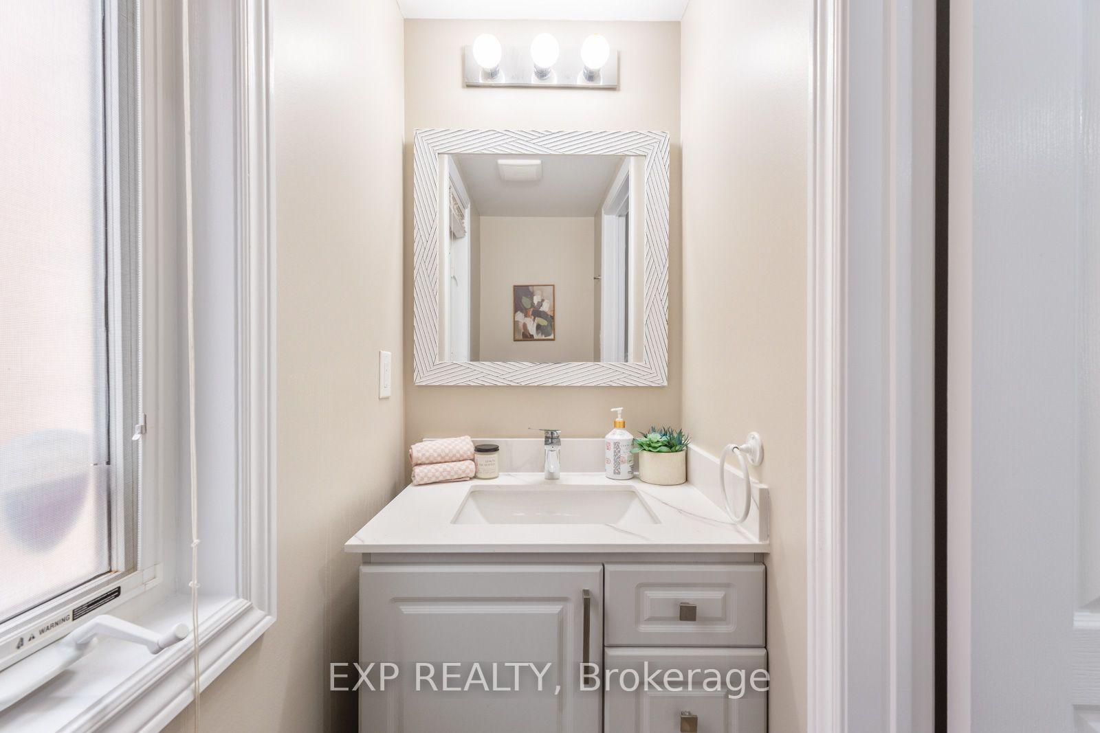 Photo 11 of 141 Weston Drive, Milton, Scott — HOMEH