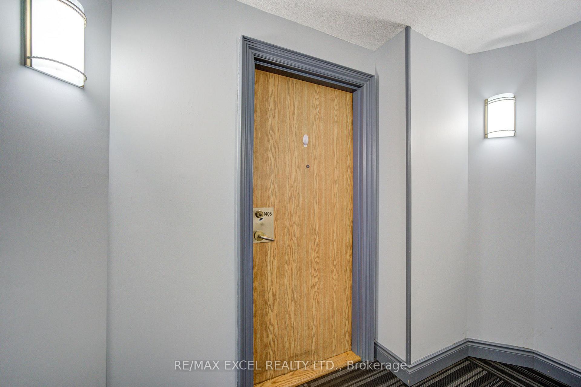 Photo 5 of Unit 1403, 300 Alton Towers Circle, Scarborough, Milliken — HOMEH