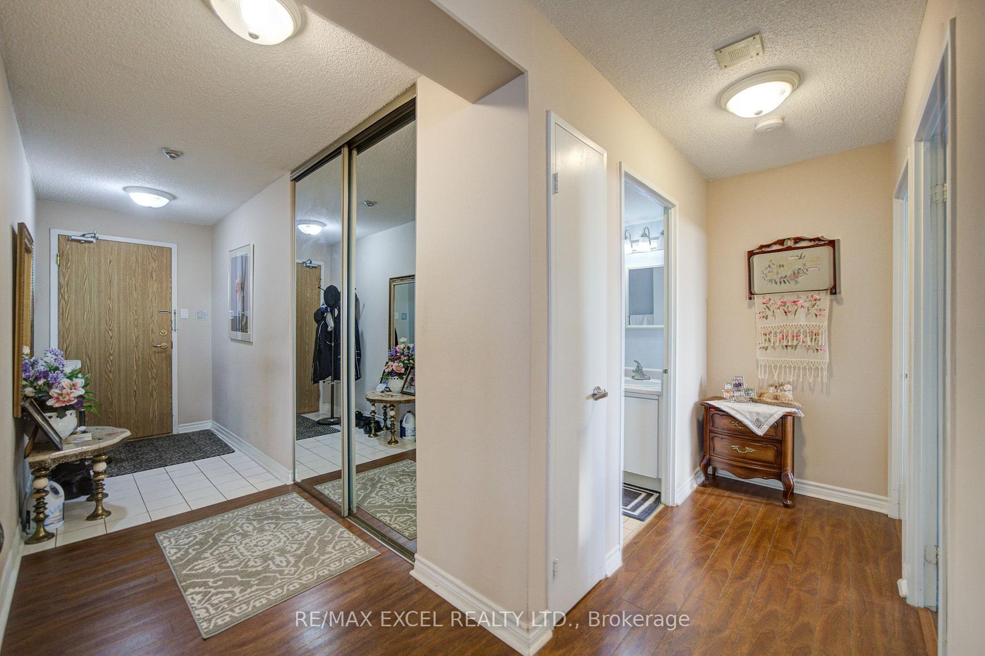 Photo 8 of Unit 1403, 300 Alton Towers Circle, Scarborough, Milliken — HOMEH