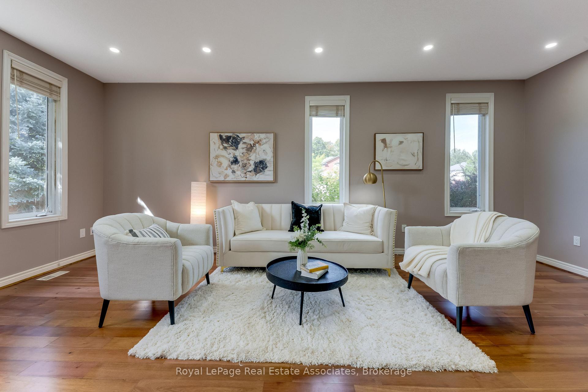 Photo 6 of 406 Sandy Cove Crescent, Waterloo, Eastbridge — HOMEH