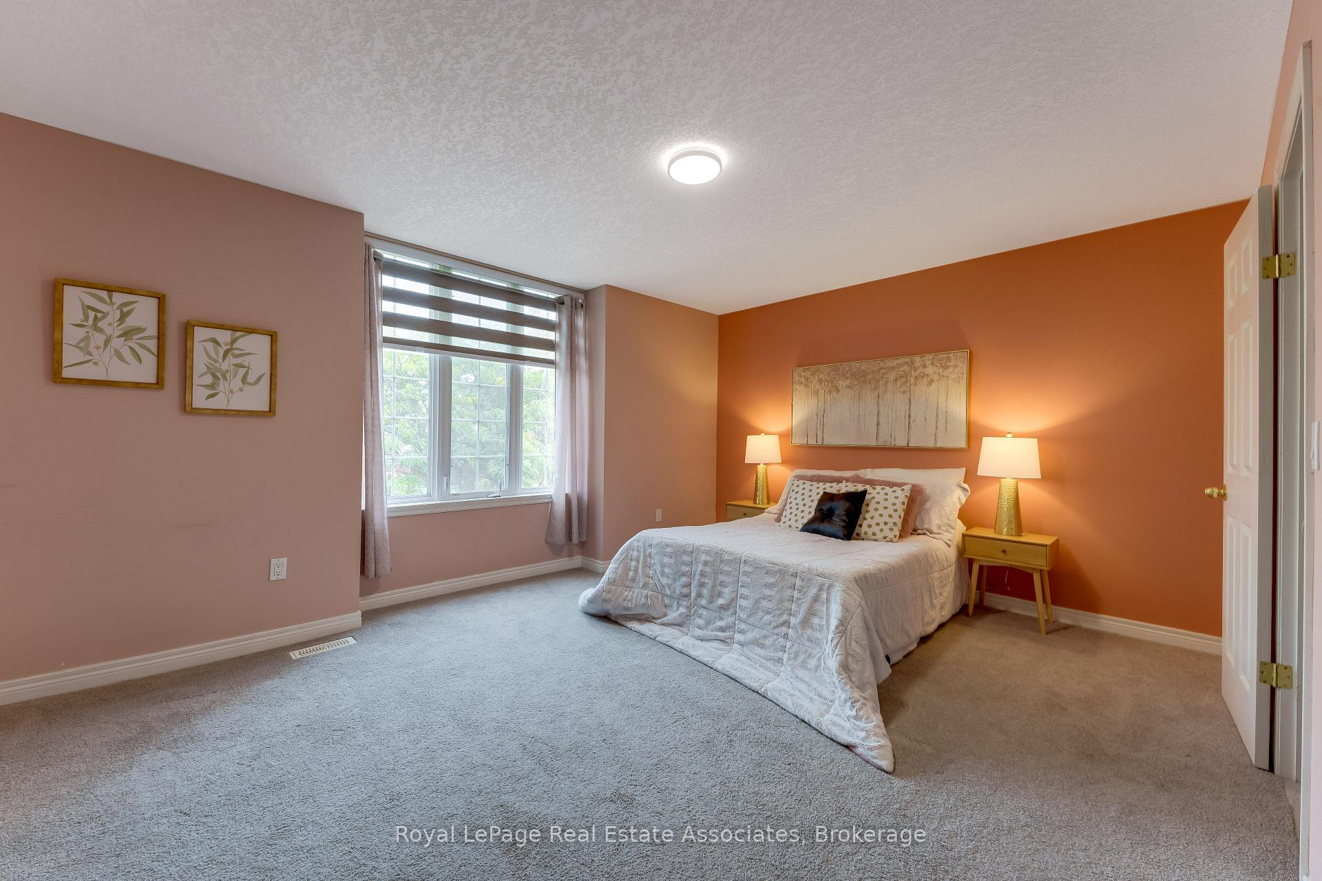 Photo 14 of 406 Sandy Cove Crescent, Waterloo, Eastbridge — HOMEH