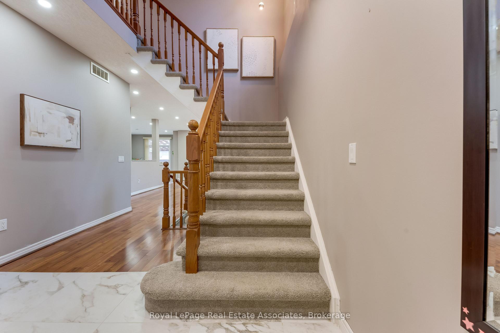 Photo 18 of 406 Sandy Cove Crescent, Waterloo, Eastbridge — HOMEH