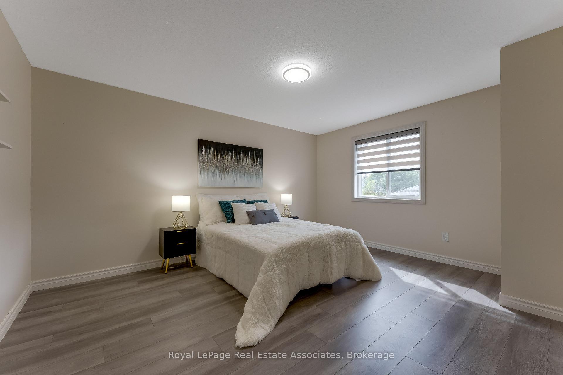 Photo 21 of 406 Sandy Cove Crescent, Waterloo, Eastbridge — HOMEH
