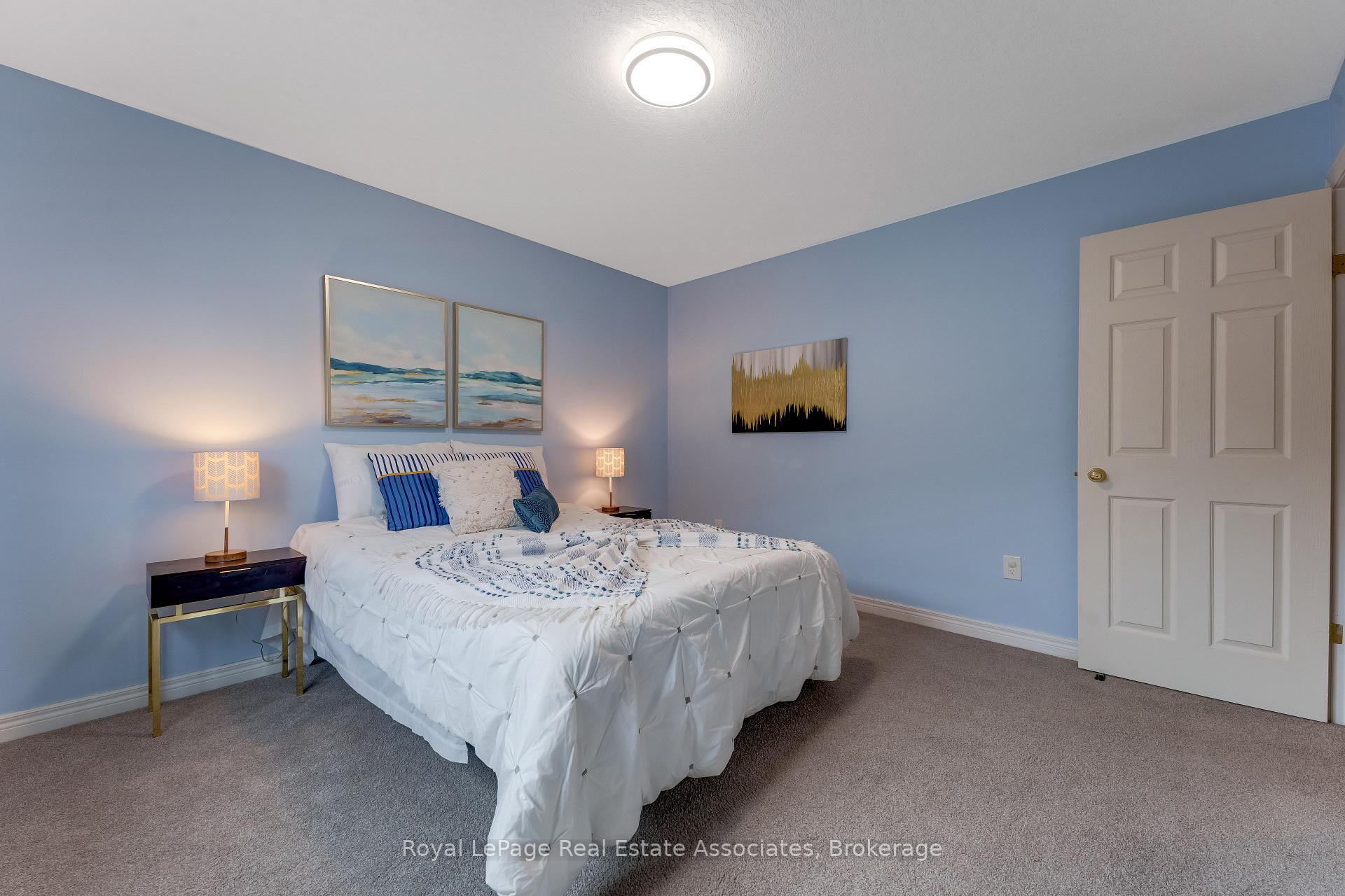 Photo 26 of 406 Sandy Cove Crescent, Waterloo, Eastbridge — HOMEH
