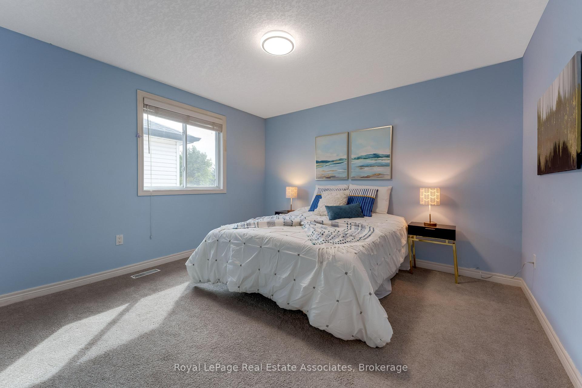Photo 27 of 406 Sandy Cove Crescent, Waterloo, Eastbridge — HOMEH