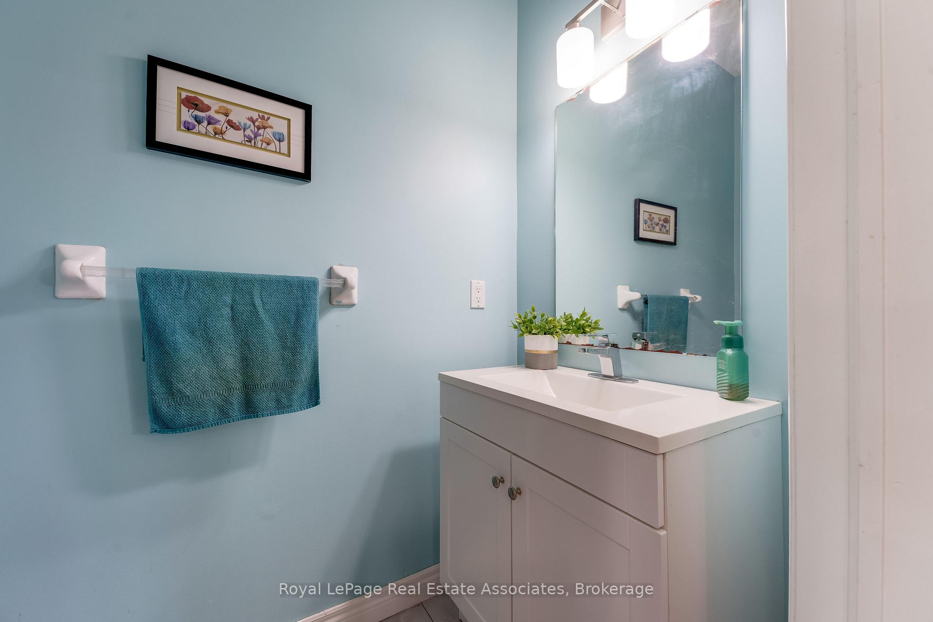 Photo 28 of 406 Sandy Cove Crescent, Waterloo, Eastbridge — HOMEH