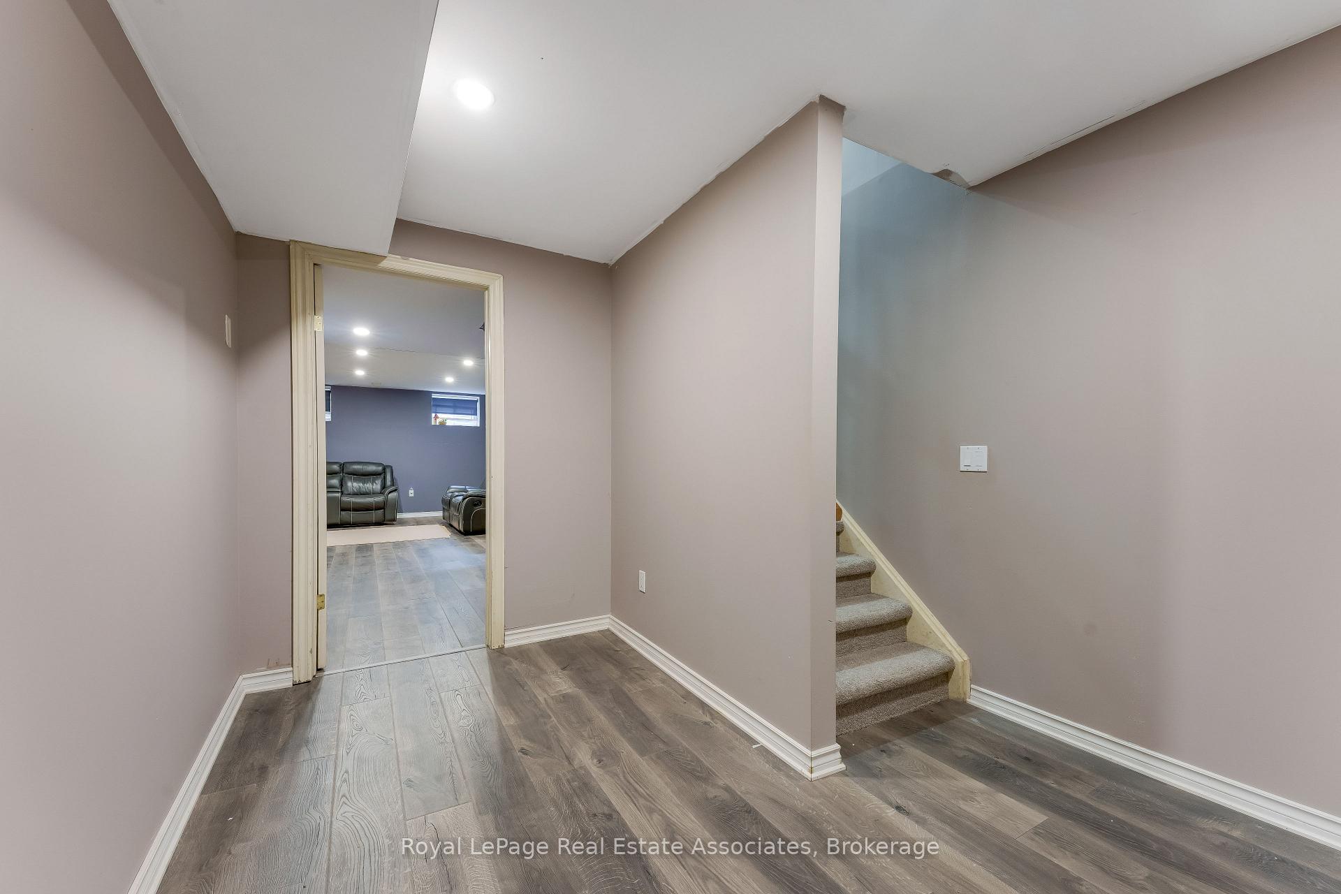 Photo 31 of 406 Sandy Cove Crescent, Waterloo, Eastbridge — HOMEH