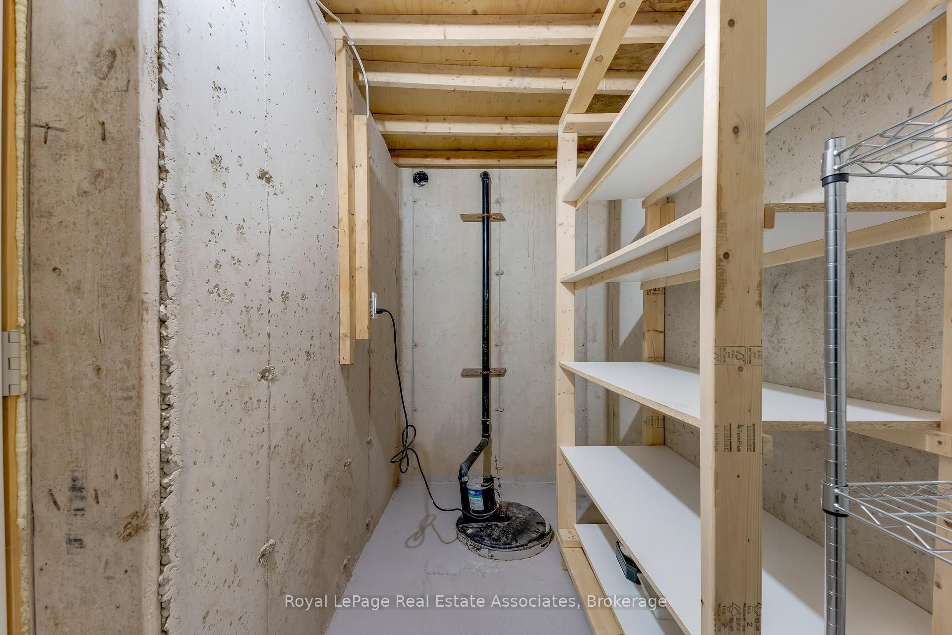 Photo 36 of 406 Sandy Cove Crescent, Waterloo, Eastbridge — HOMEH