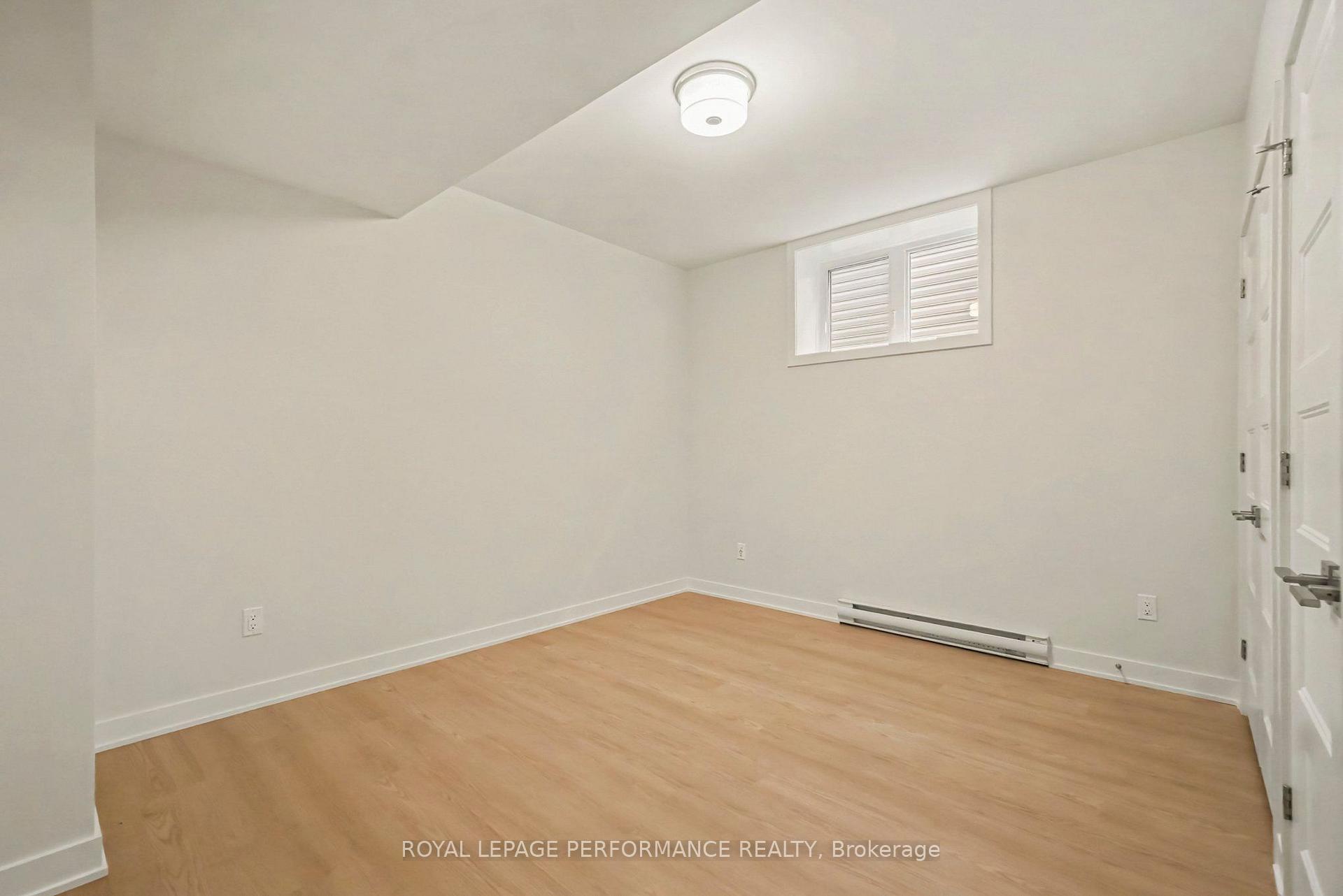 Photo 9 of Unit B, 275 Sam Avenue, Russell, Embrun — HOMEH