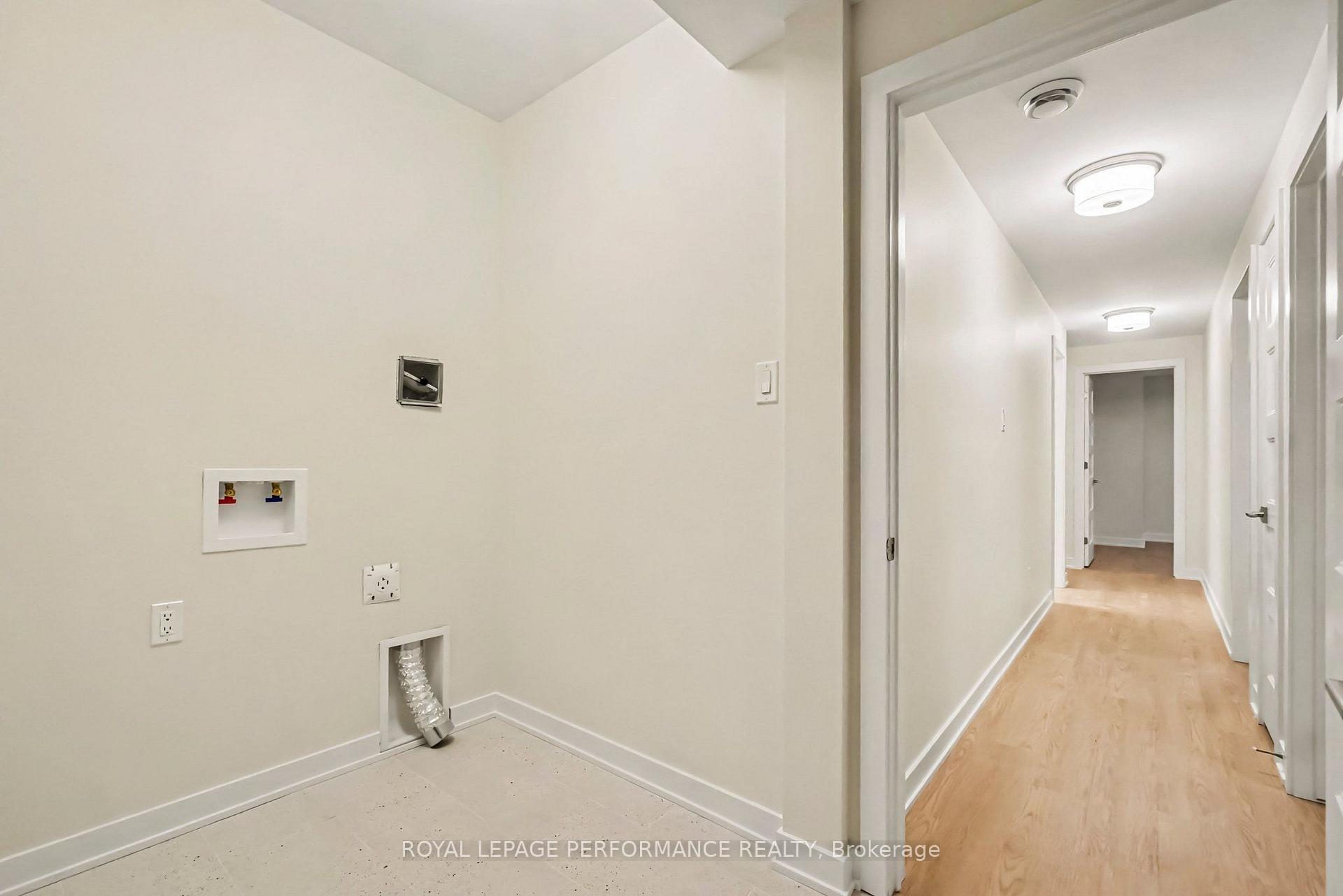 Photo 12 of Unit B, 275 Sam Avenue, Russell, Embrun — HOMEH
