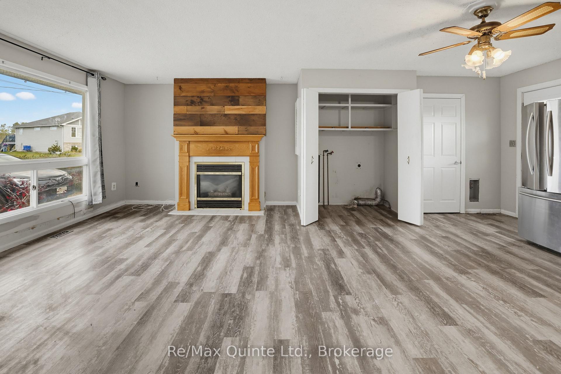 Photo 6 of 98 Mcfarland Drive, Belleville, Belleville Ward — HOMEH