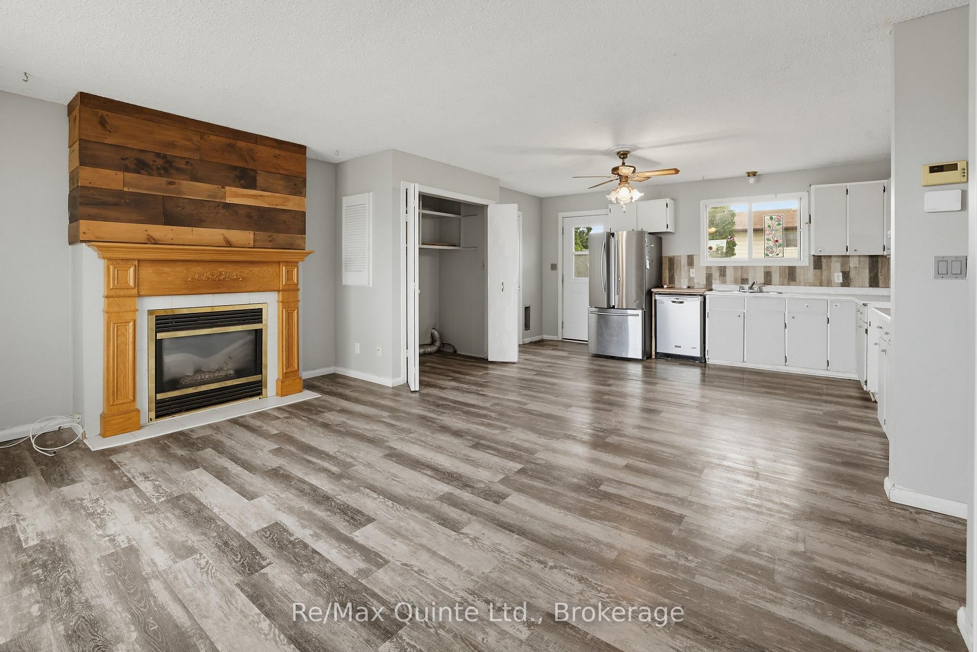 Photo 9 of 98 Mcfarland Drive, Belleville, Belleville Ward — HOMEH