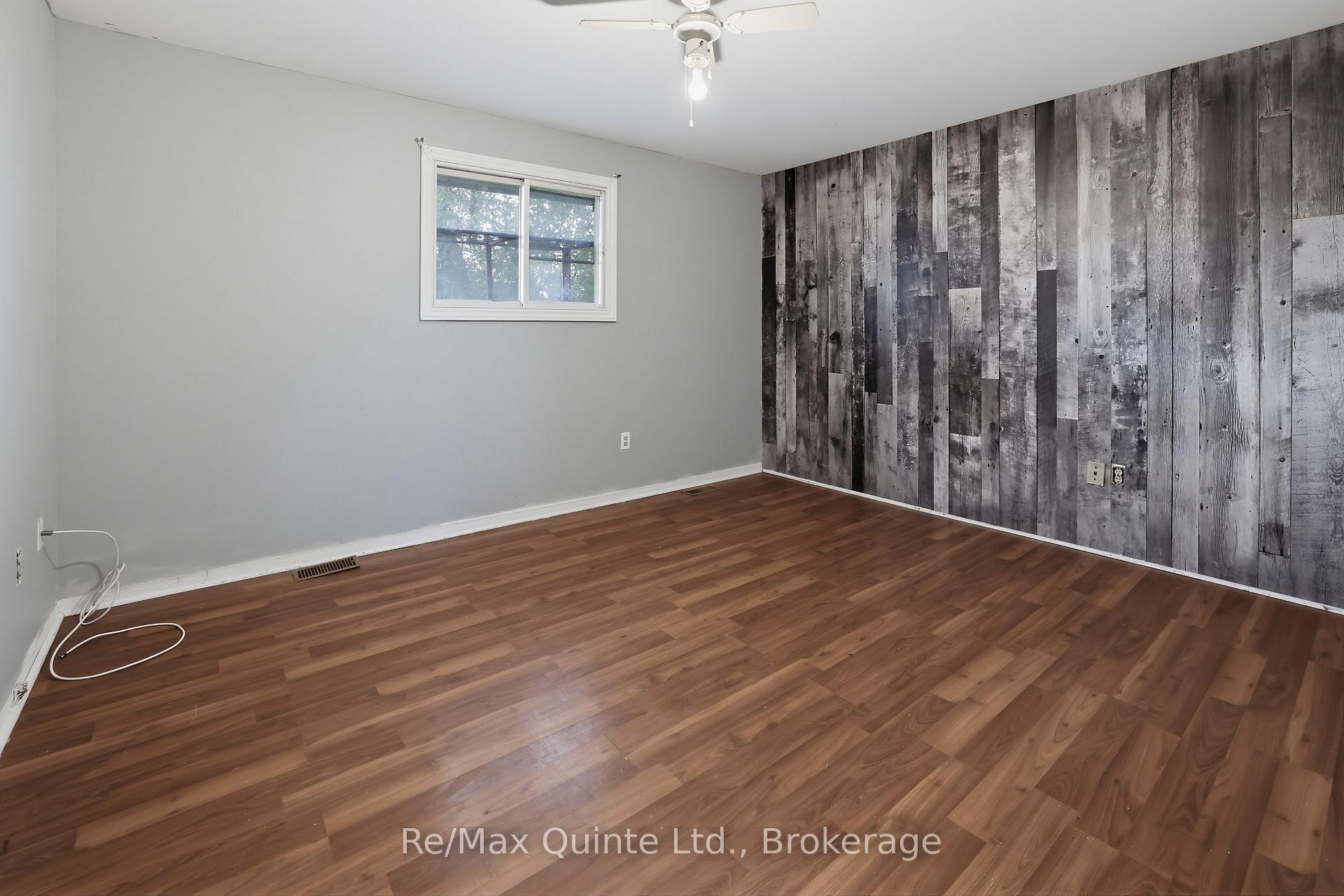 Photo 15 of 98 Mcfarland Drive, Belleville, Belleville Ward — HOMEH