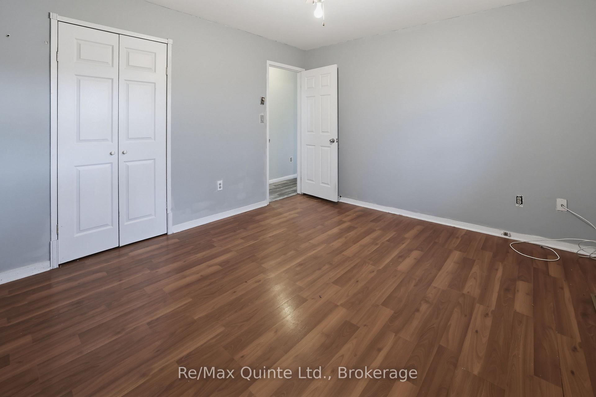 Photo 16 of 98 Mcfarland Drive, Belleville, Belleville Ward — HOMEH