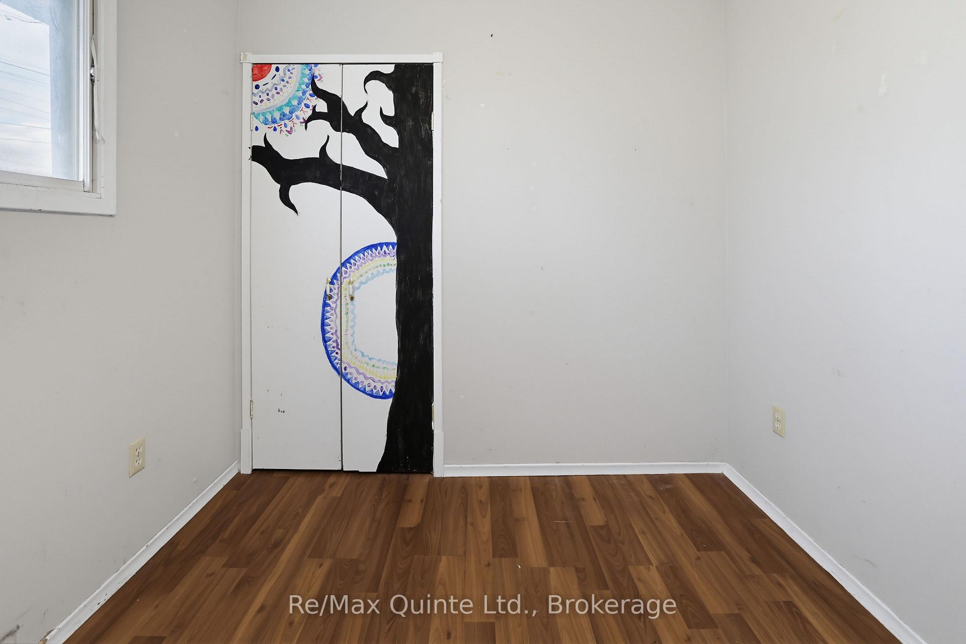 Photo 19 of 98 Mcfarland Drive, Belleville, Belleville Ward — HOMEH