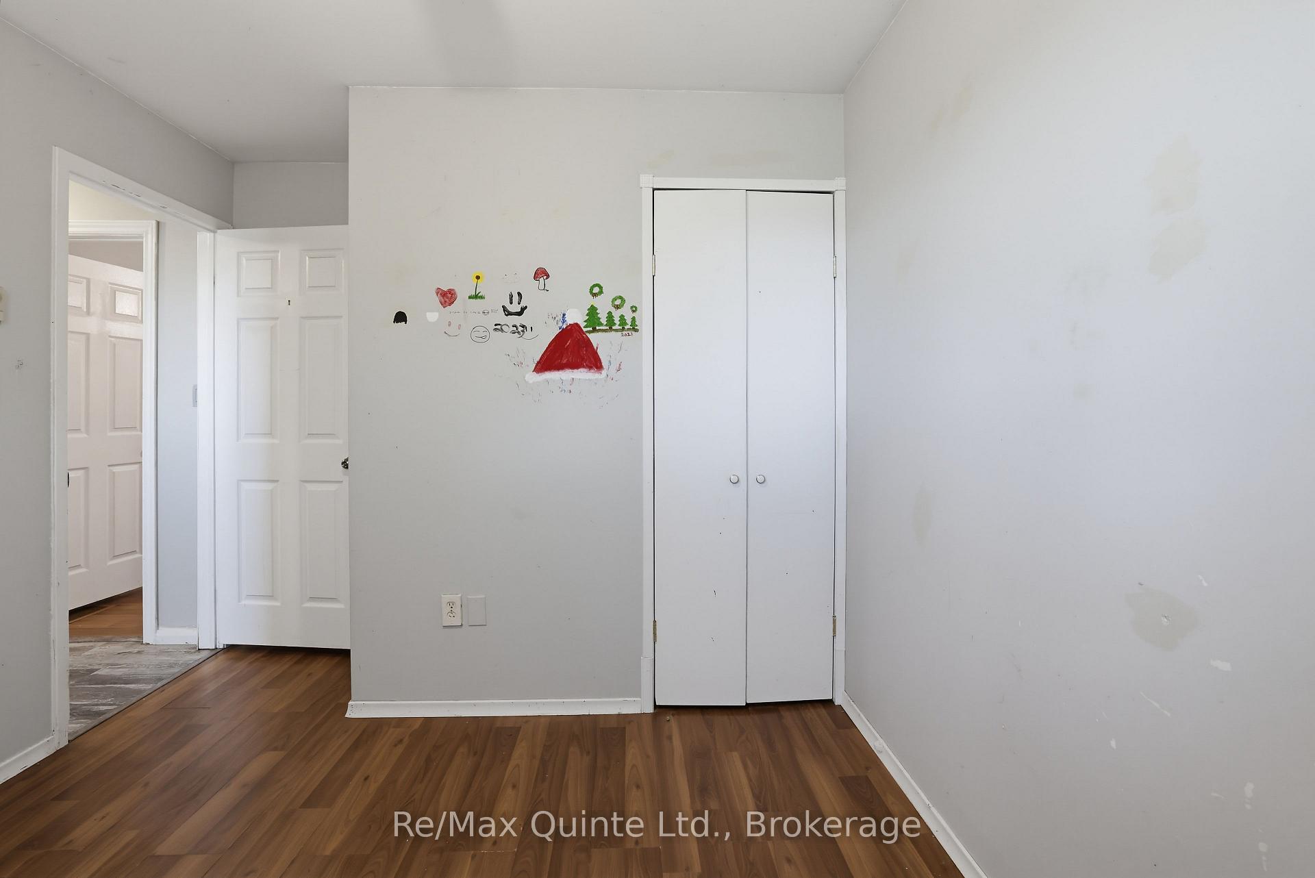 Photo 23 of 98 Mcfarland Drive, Belleville, Belleville Ward — HOMEH