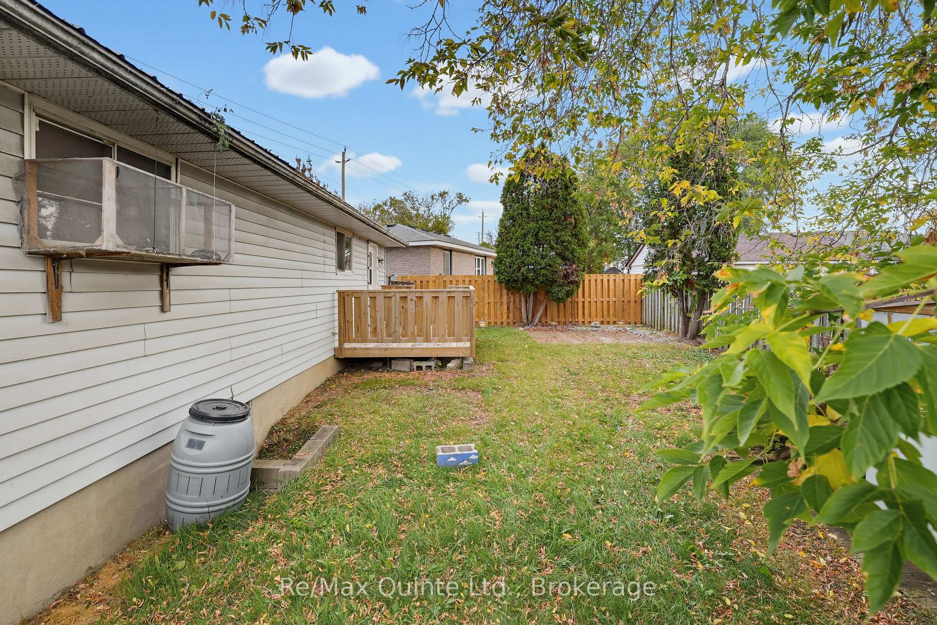Photo 26 of 98 Mcfarland Drive, Belleville, Belleville Ward — HOMEH
