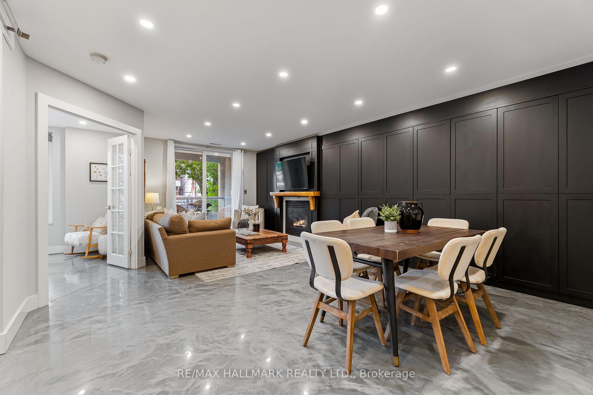 Photo 5 of Unit 201, 2365 Queen Street E, Toronto, The Beaches — HOMEH