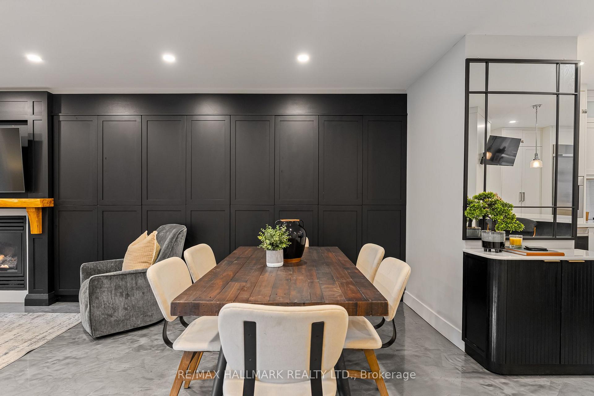 Photo 6 of Unit 201, 2365 Queen Street E, Toronto, The Beaches — HOMEH