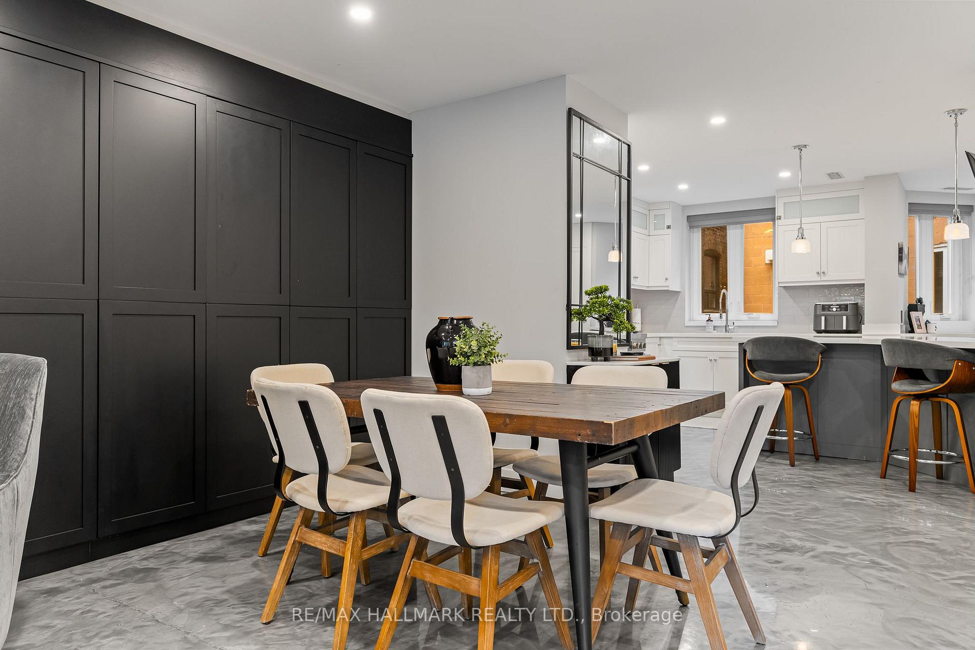 Photo 7 of Unit 201, 2365 Queen Street E, Toronto, The Beaches — HOMEH