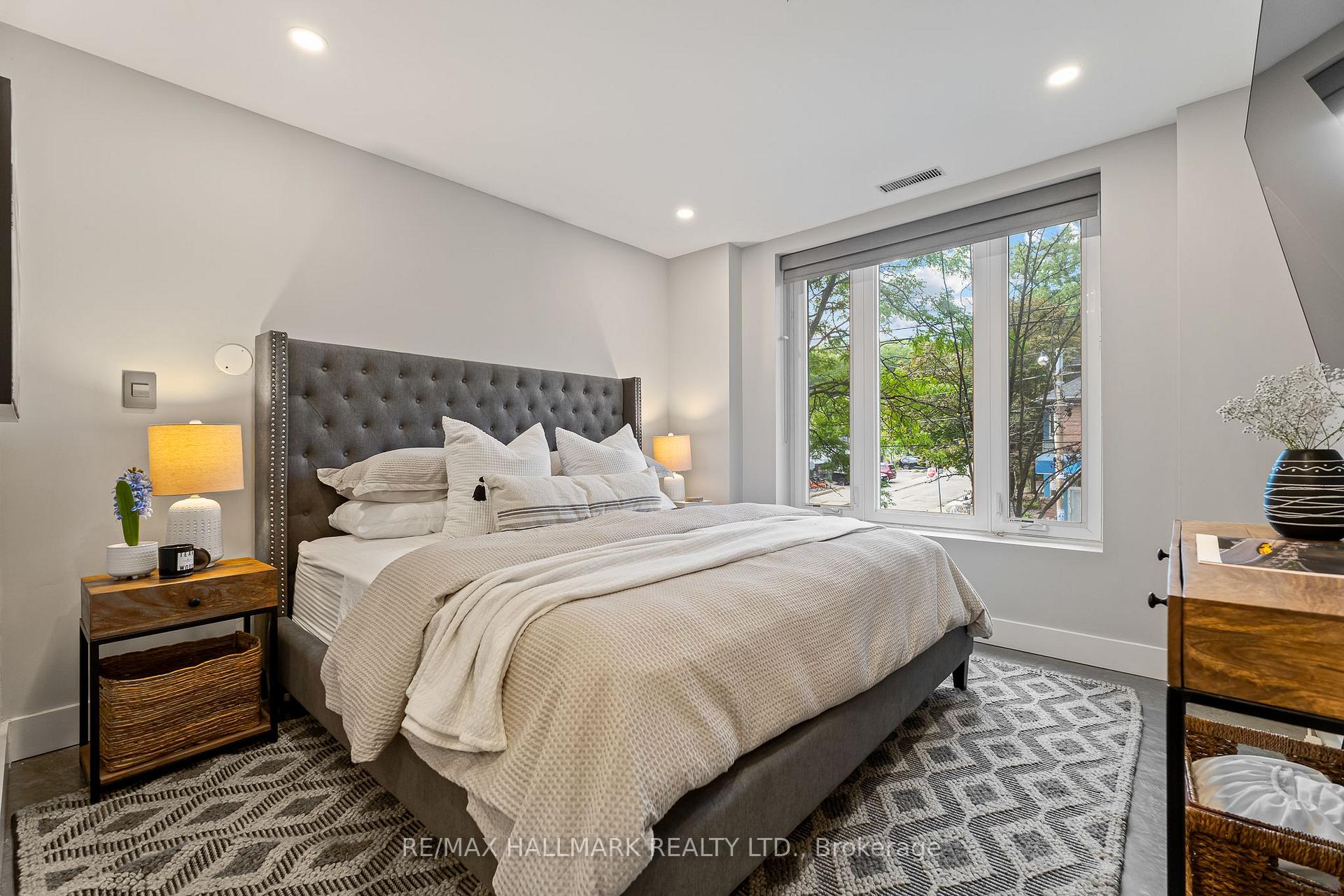 Photo 20 of Unit 201, 2365 Queen Street E, Toronto, The Beaches — HOMEH