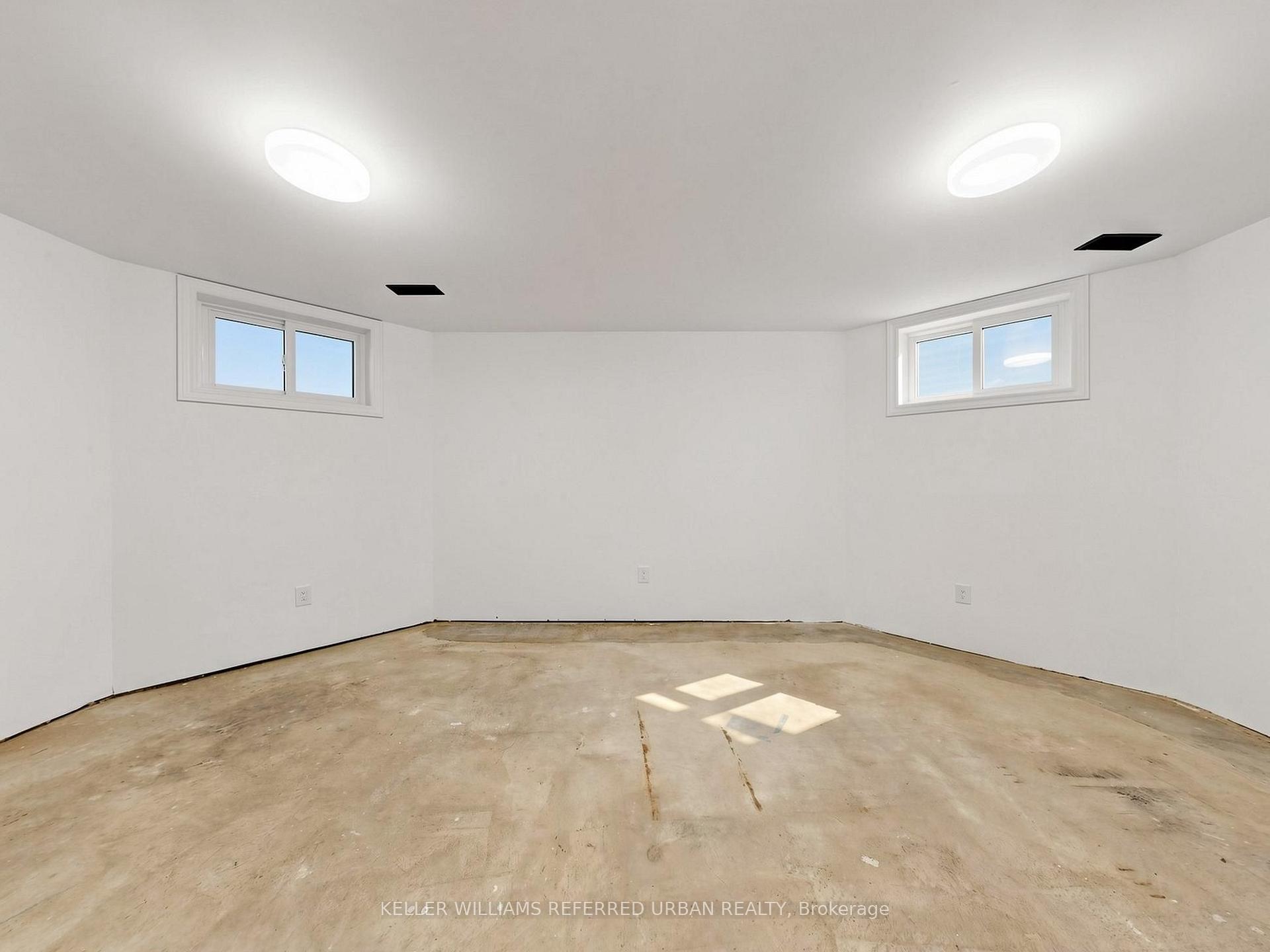 Photo 41 of 82 Crossbow Crescent, North York, Pleasant View — HOMEH